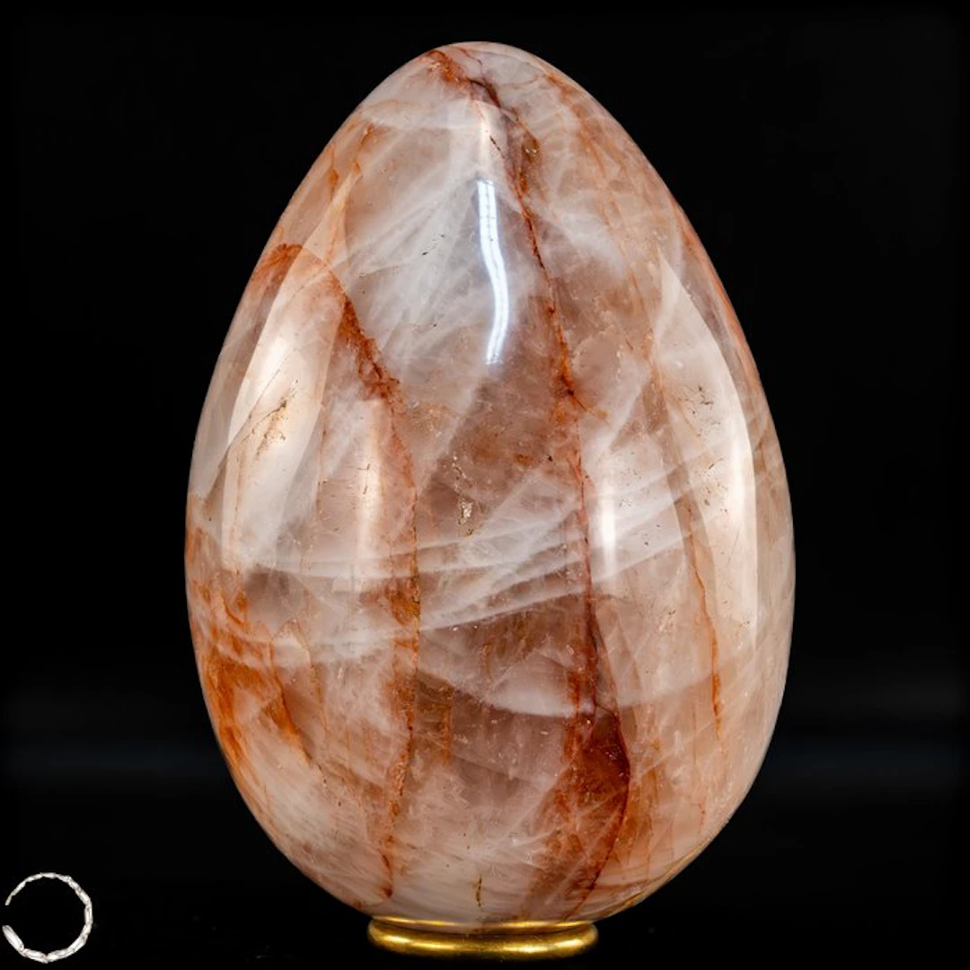 Brazilian fire quartz egg – Fiery energy in consummate elegance.- 2653.52 g