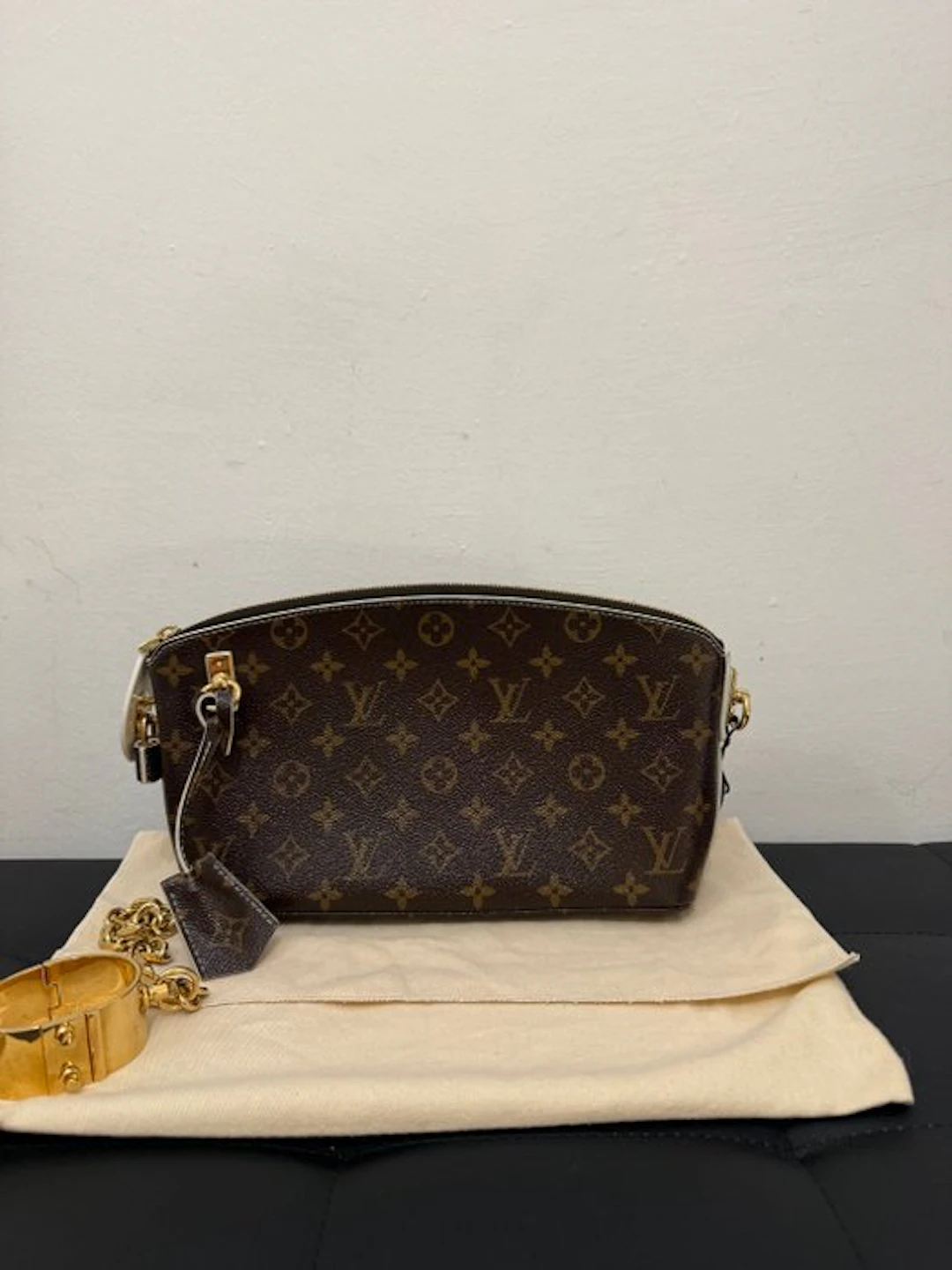 Louis Vuitton - Handbag