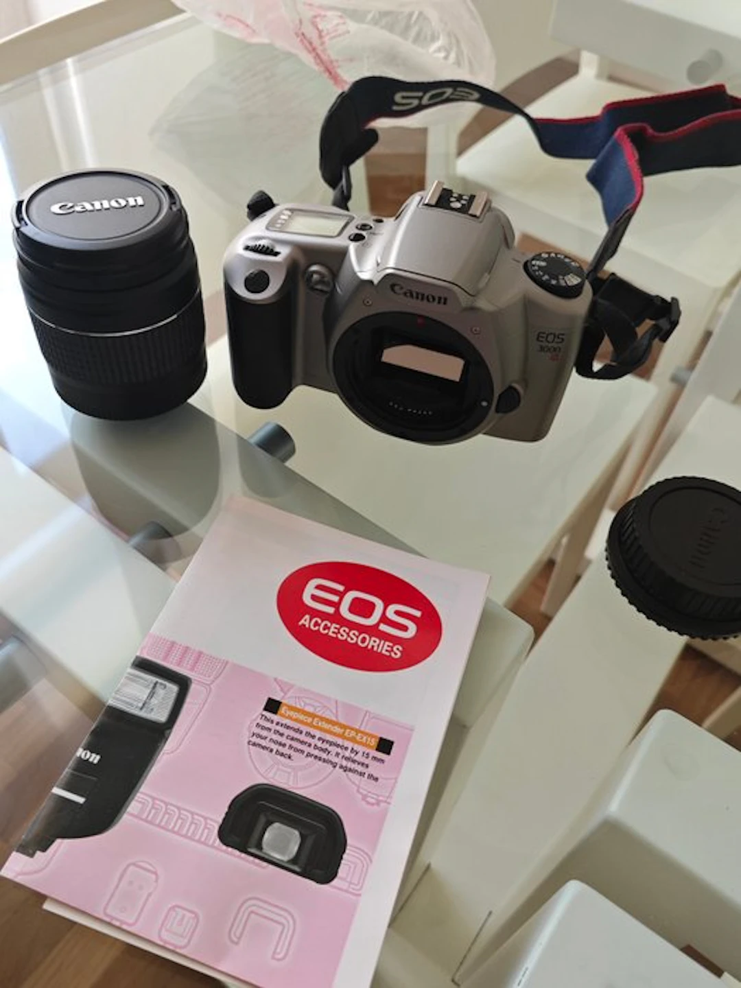 Canon EOS 3000N Viewfinder camera