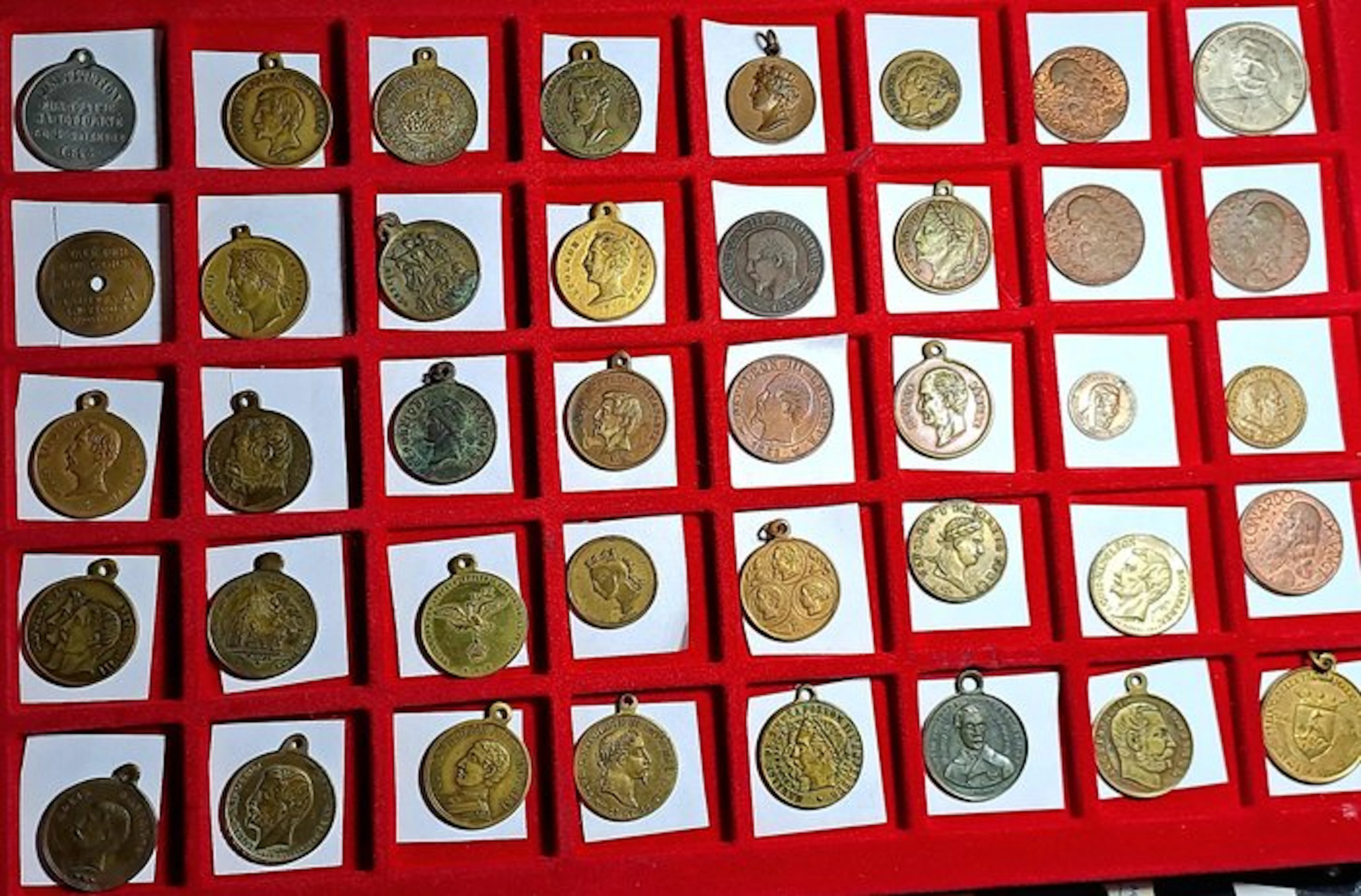 France. Francia. Lotto di 40 gettoni come da foto. vari anni (No reserve price)
