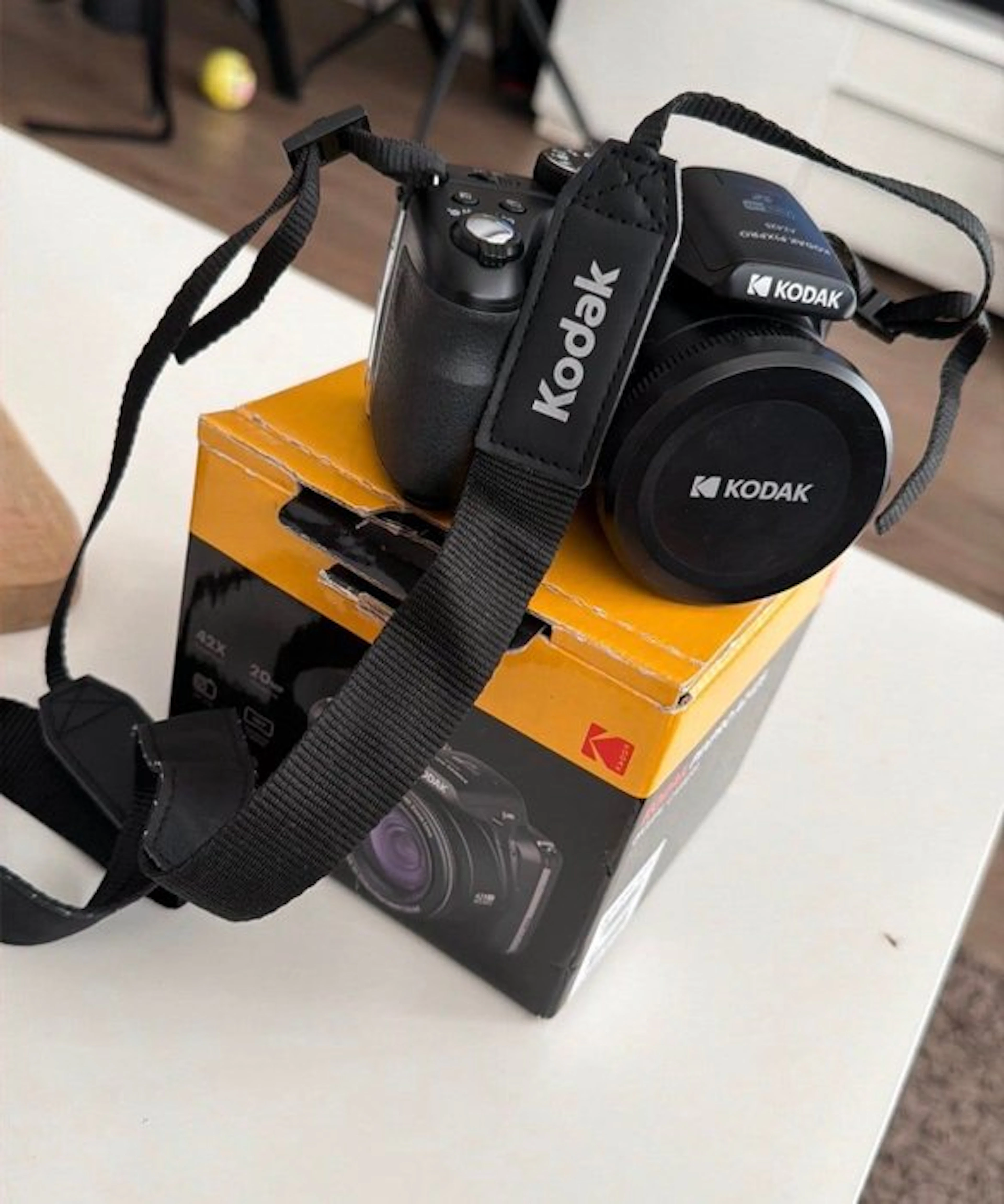 Kodak PIXPRO AZ425 Digital camera