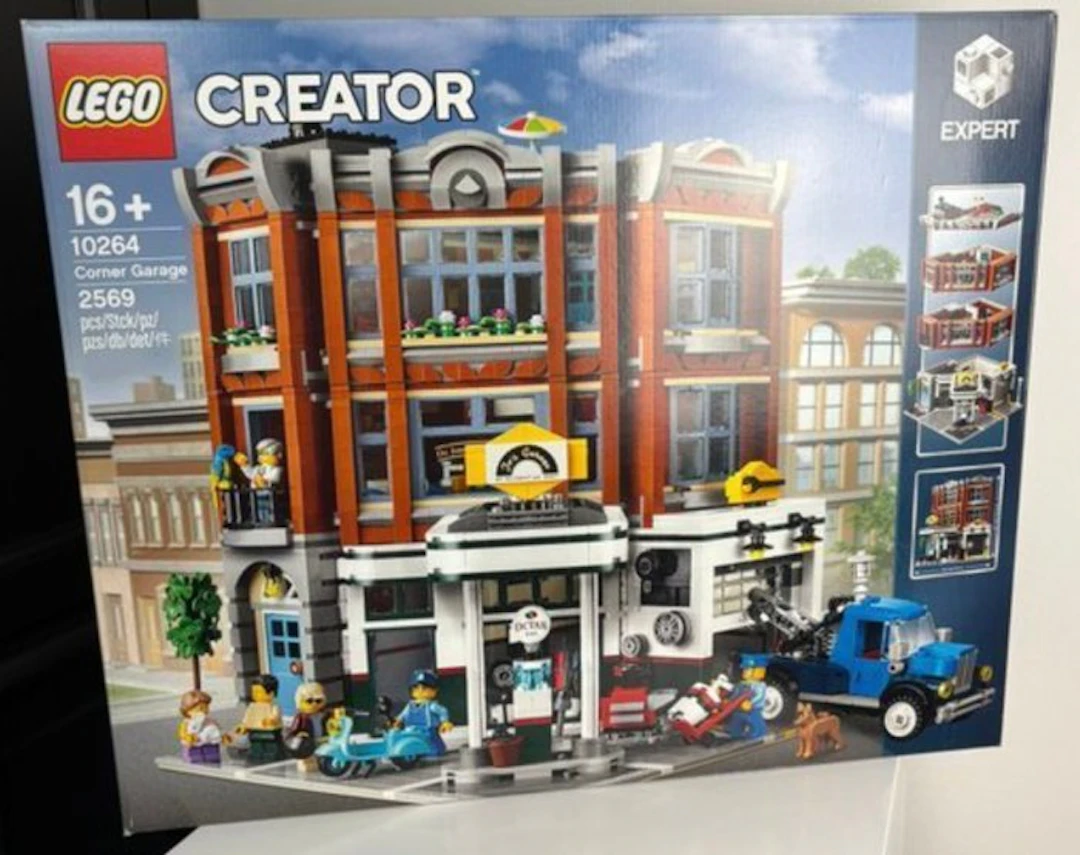 LEGO Set - 10264 - Creator Expert