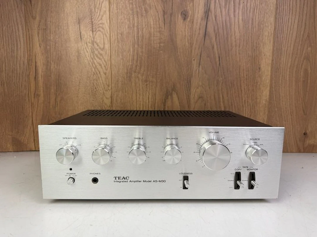 TEAC - AS-M30 Solid state integrated amplifier