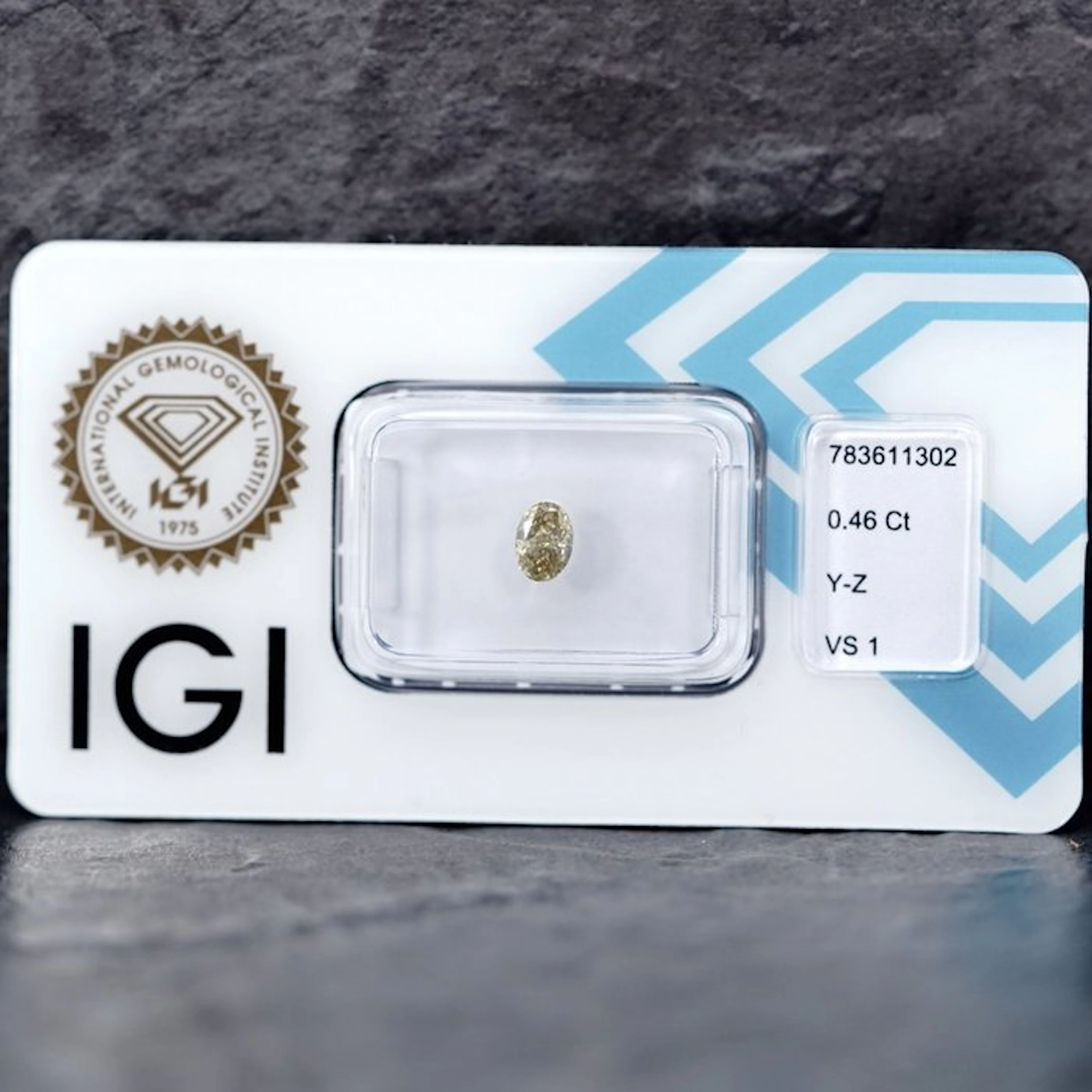 1 pcs Diamond (Natural coloured) - 0.46 ct - Oval - Light...