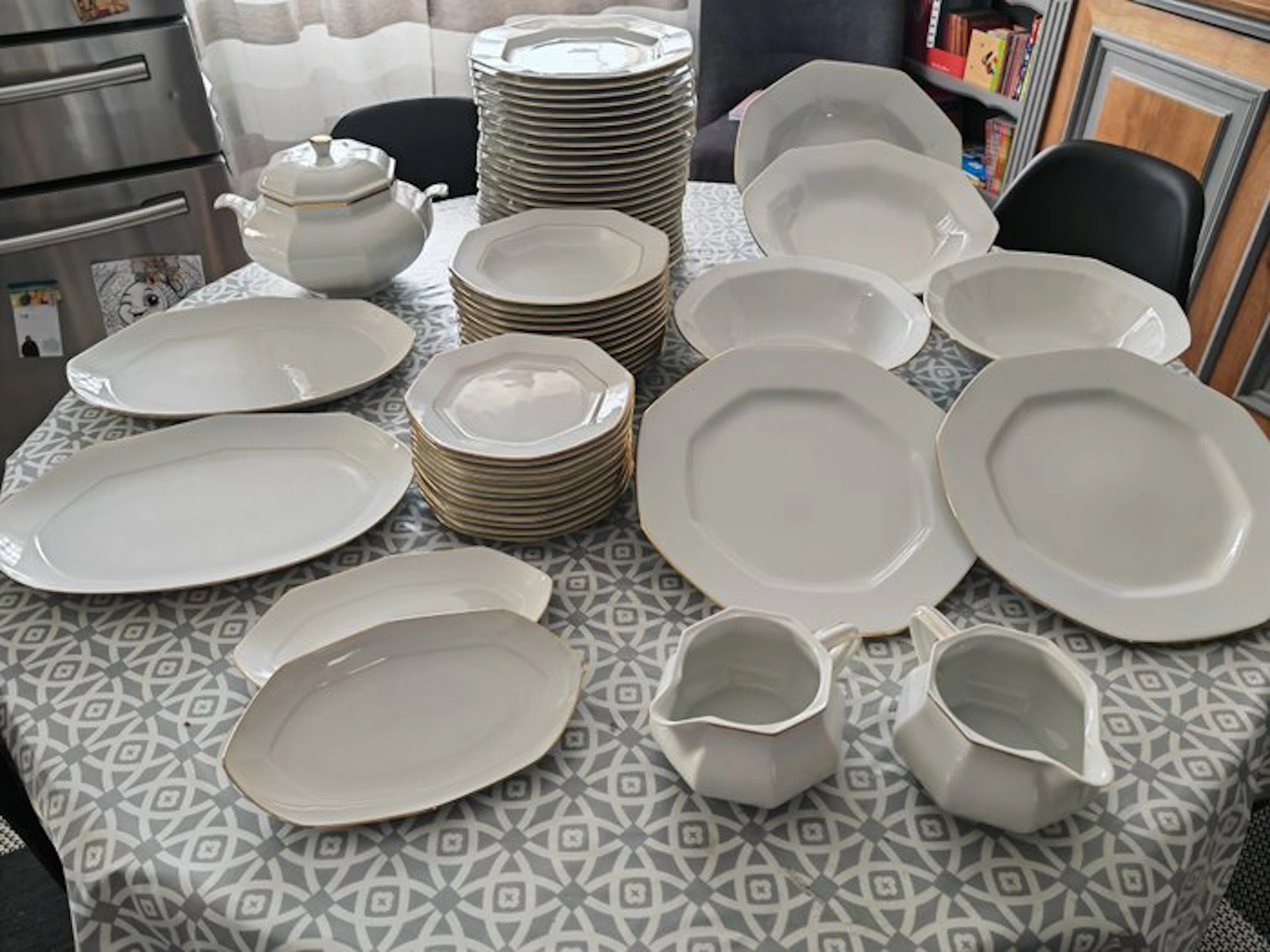Schirnding Bavaria - Table service for 12 (64) - Porcelain