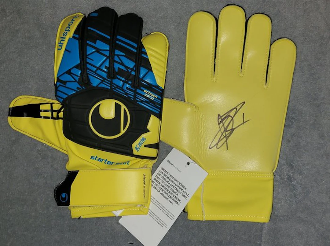 Genoa - Italian Football League - Justin Bijlow - 2026 - Goalkeeper gloves