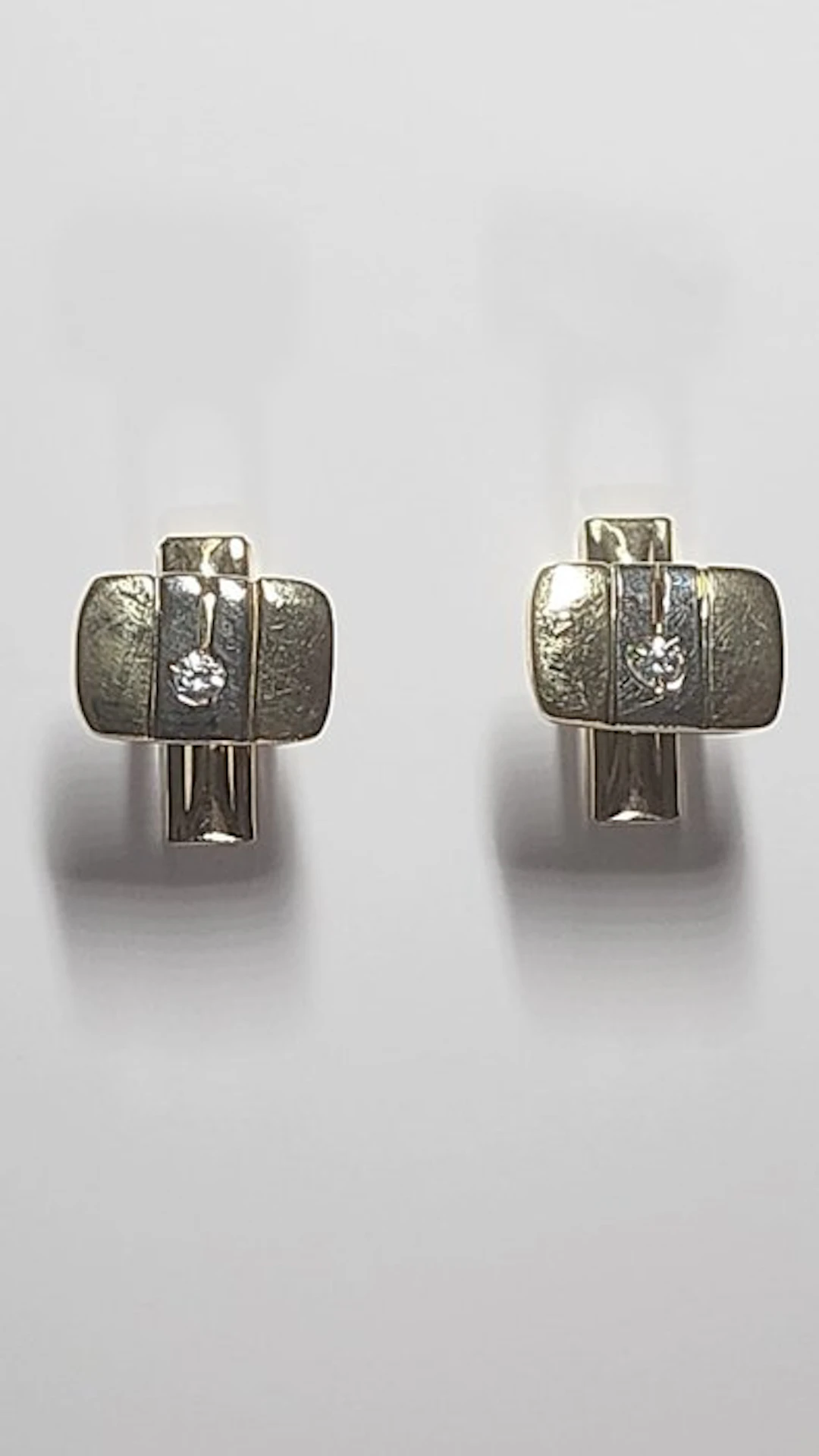 Cufflinks - 18 kt. Yellow gold Diamond (Natural) - tiny rhinestones