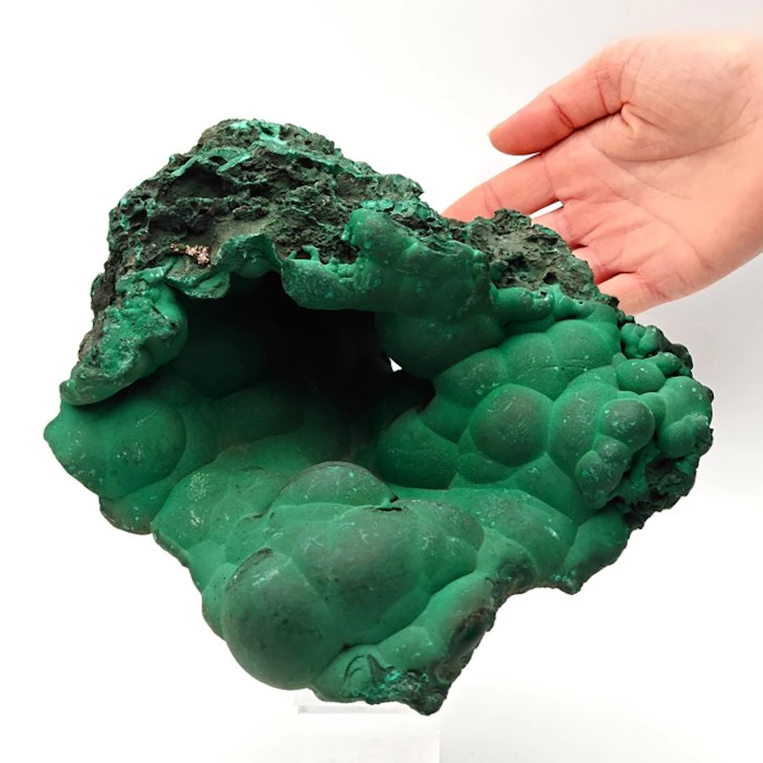 Museum, SPHERICAL MALACHITE GEODE