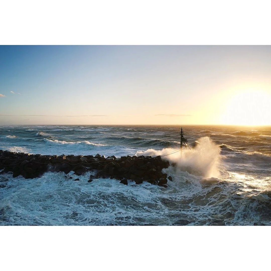 Frank Machalowski - stormy sea