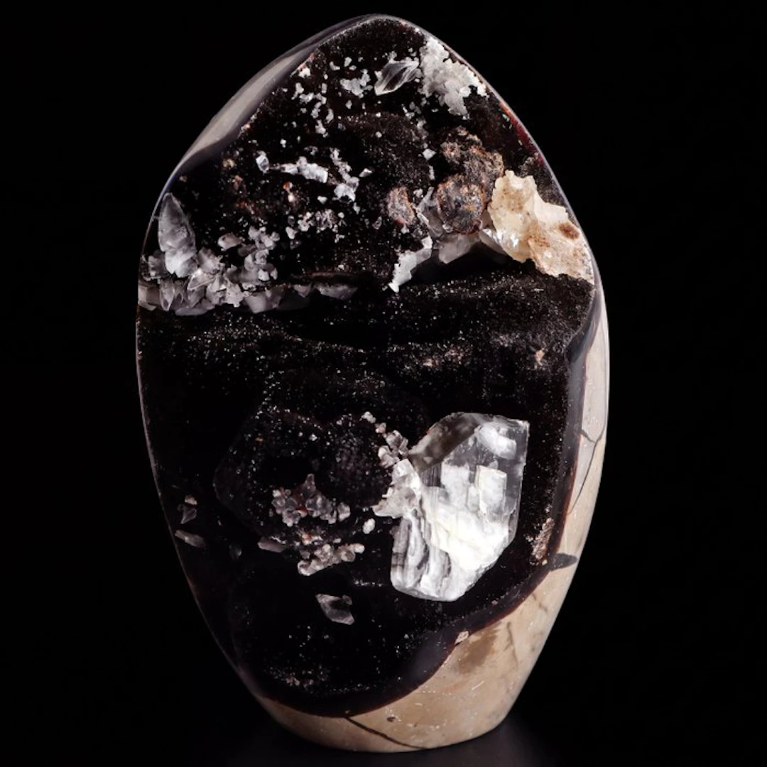 Top Quality - Dragon Egg - 15x8x8cm Geode- 1.1 kg