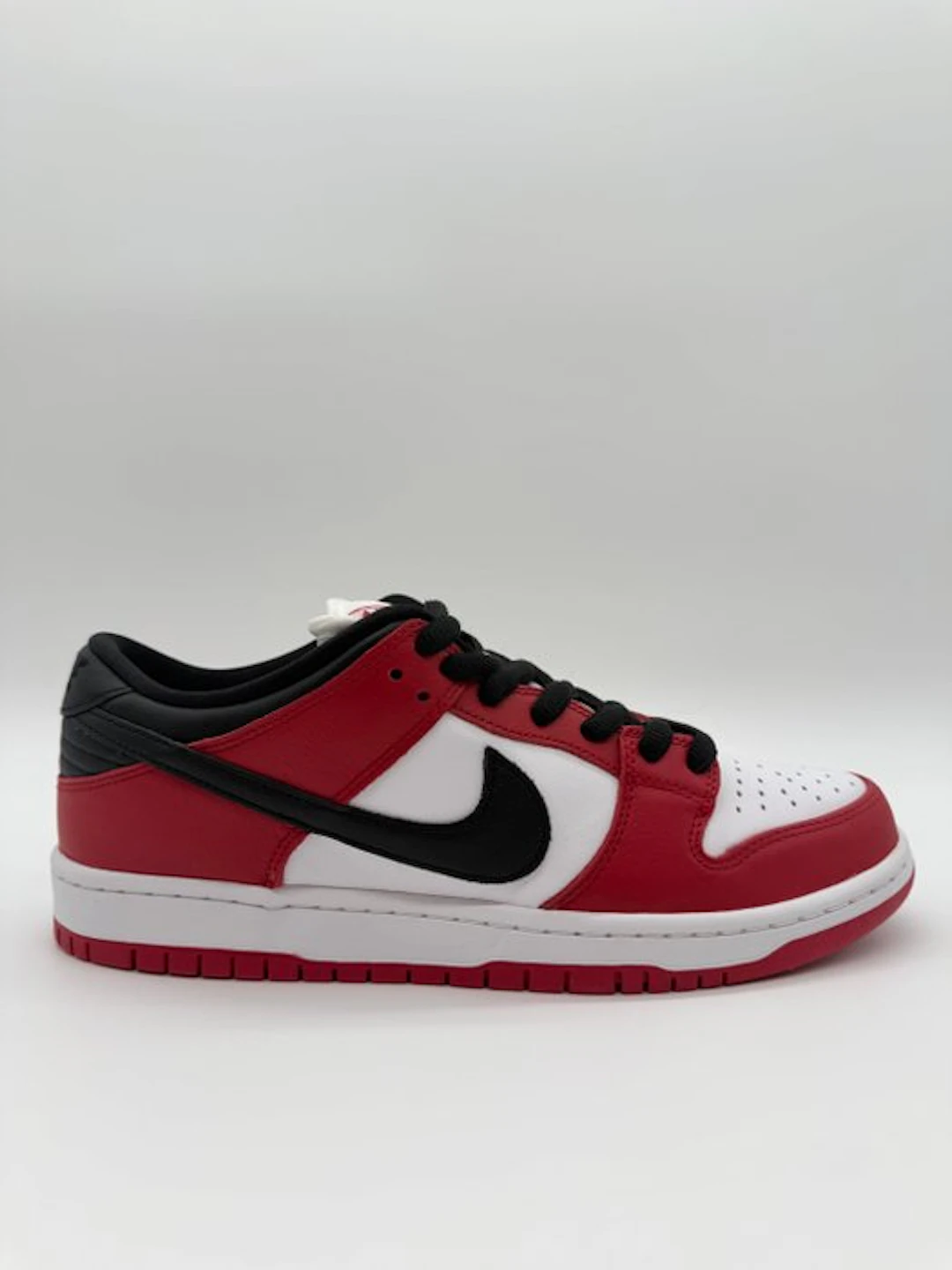 Nike - Nike SB Dunk Low J-Pack Chicago - Sneakers - Size: EU 44