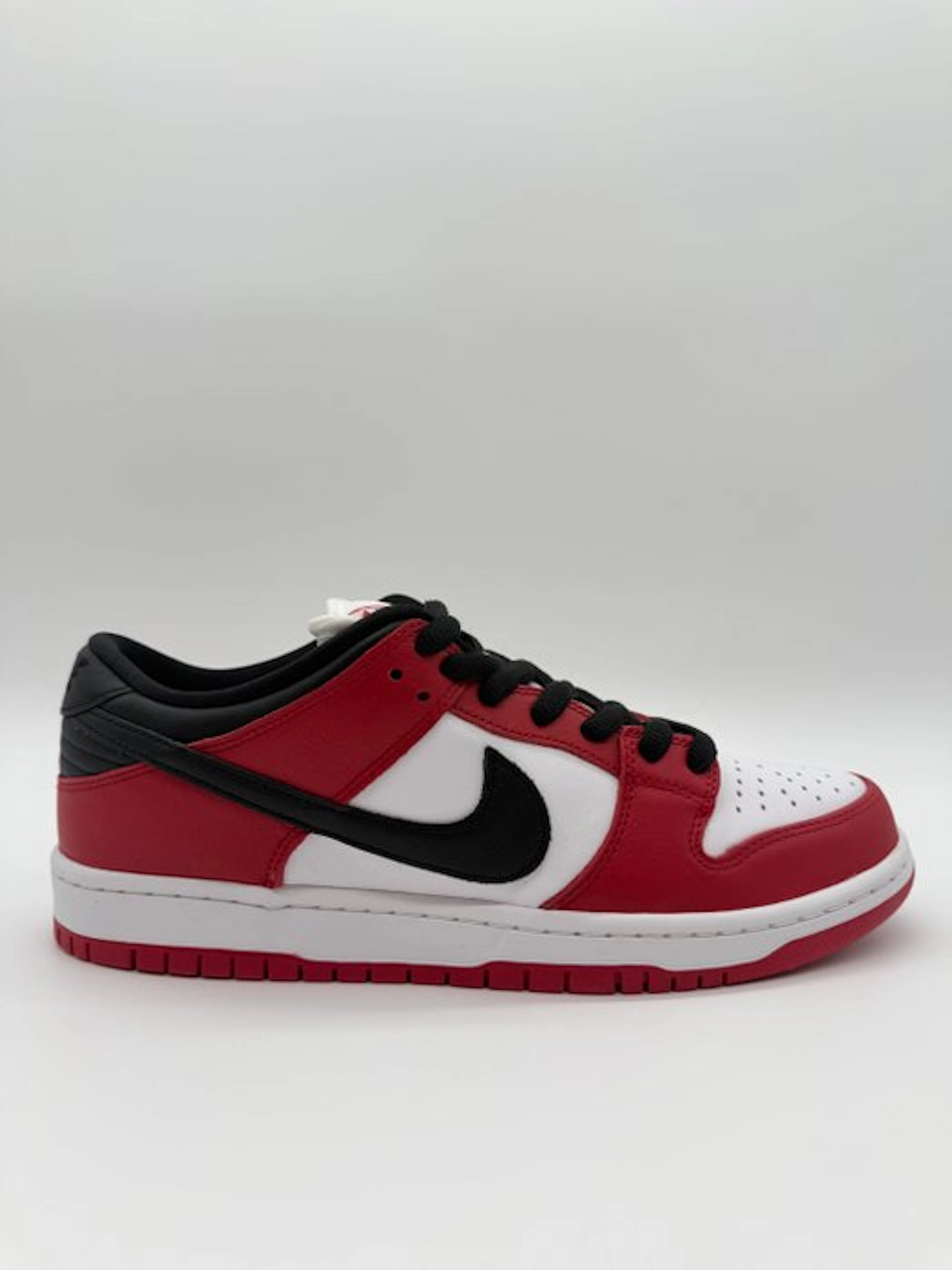 Nike - Nike SB Dunk Low J-Pack Chicago - Sneakers - Size: EU 44