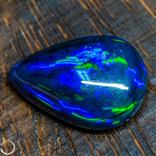 Large First Quality Black Opal Cabochon 21.15 ct- 4.23 g