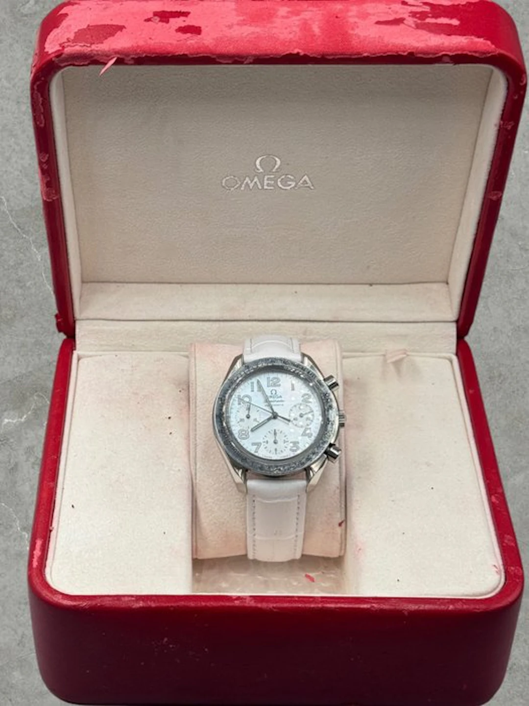 Omega - Speedmaster - 3834.70.36 - Men - 2000-2010