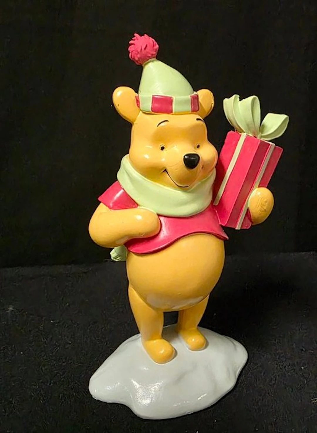 Winnie the Pooh - 1 Disney Home Seasonal Statue - Disney Home - 2026