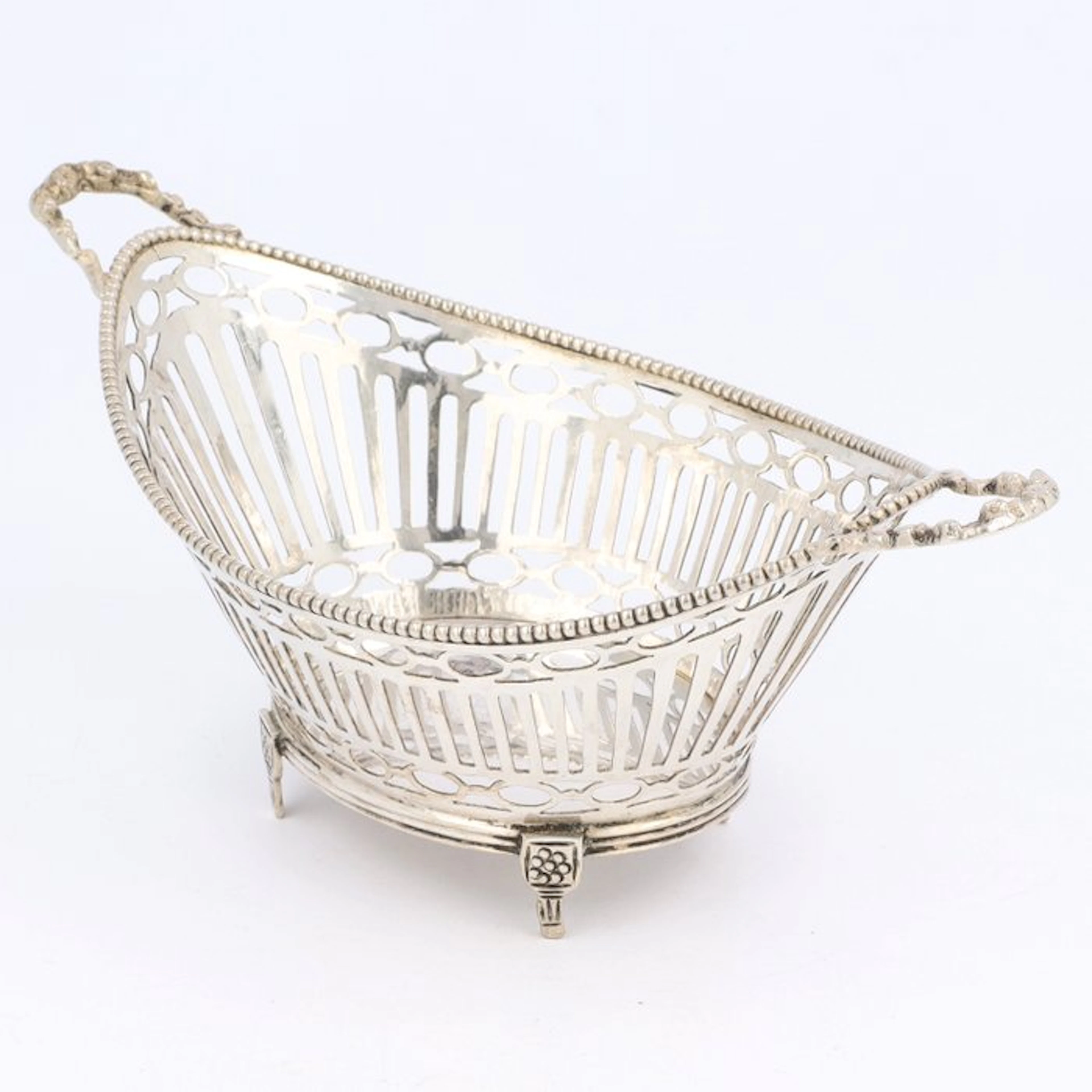 J. Postmus (1928) - Bonbon basket - .833 silver