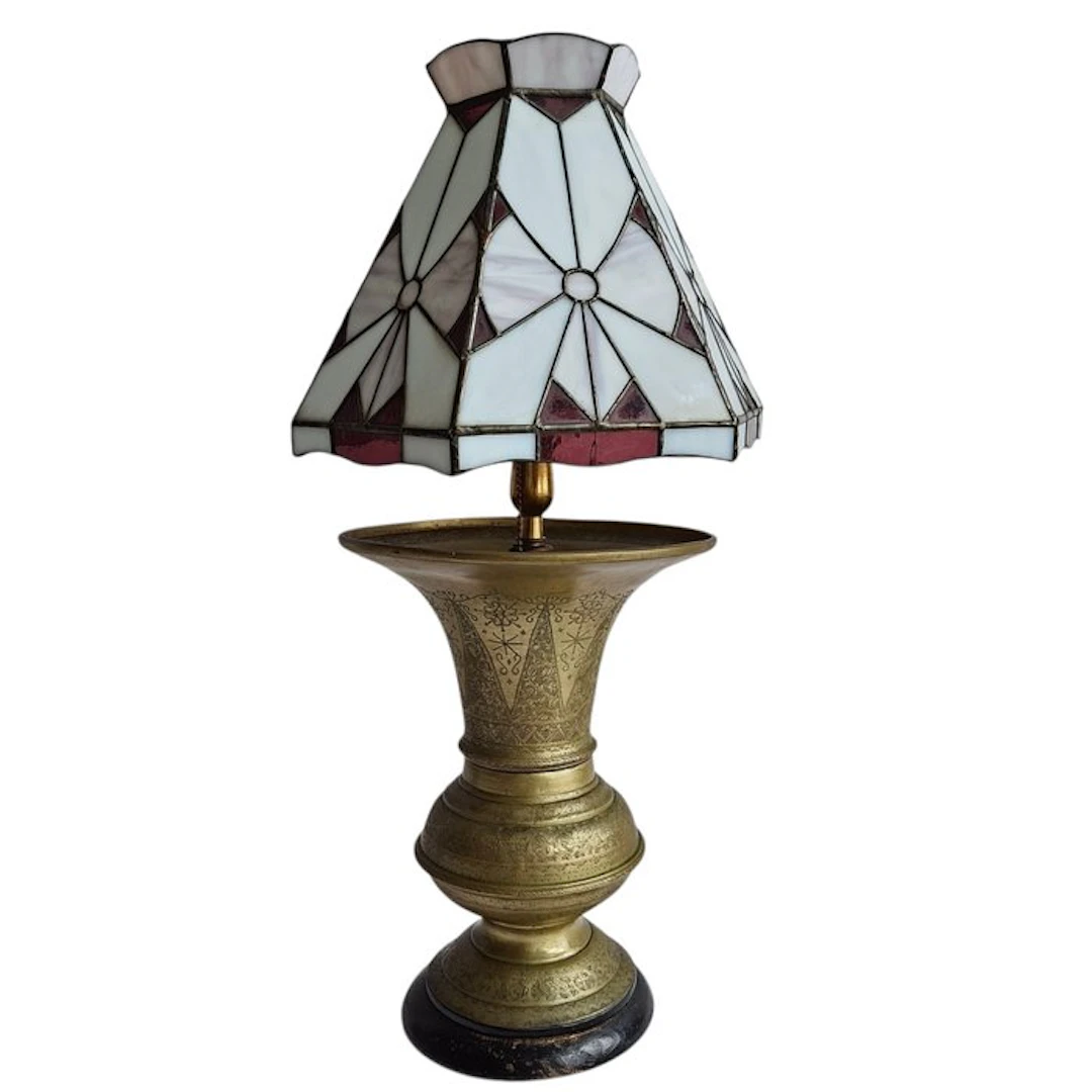 Vase mounted lamp - Brass, Stained Glass - Motif and Tiffany-Style