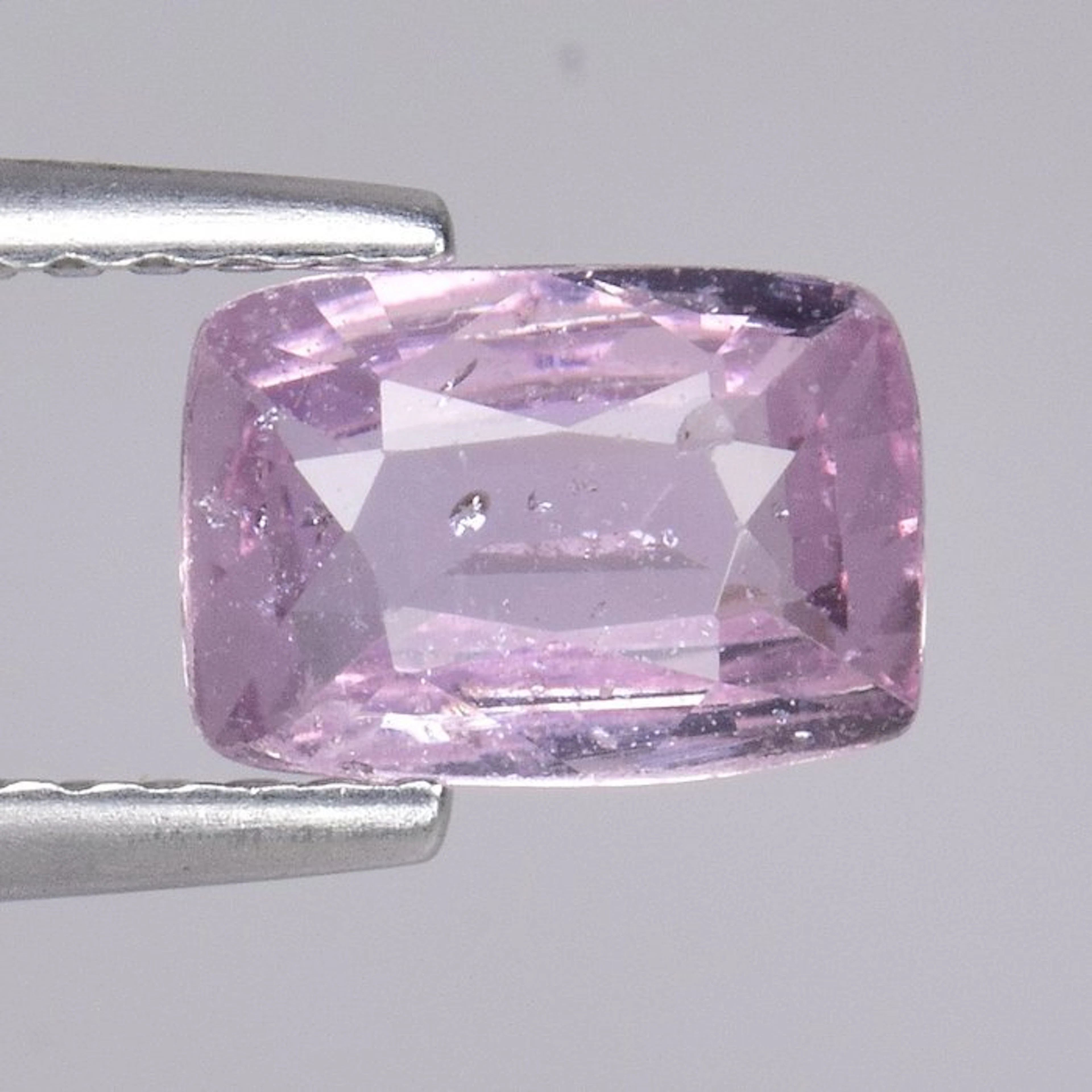 1 pcs Pink Sapphire - 1.12 ct - Antwerp Laboratory for Gemstone Testing (ALGT)