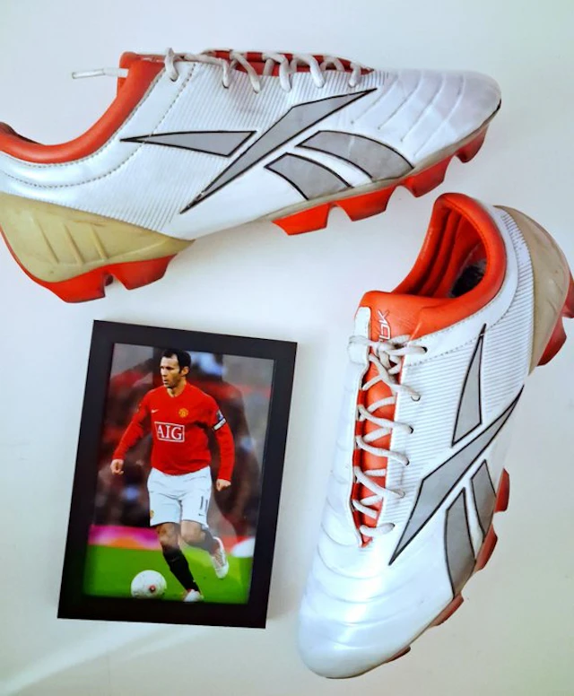 Manchester United - English Football League - Ryan Giggs - 2008 - Football boot