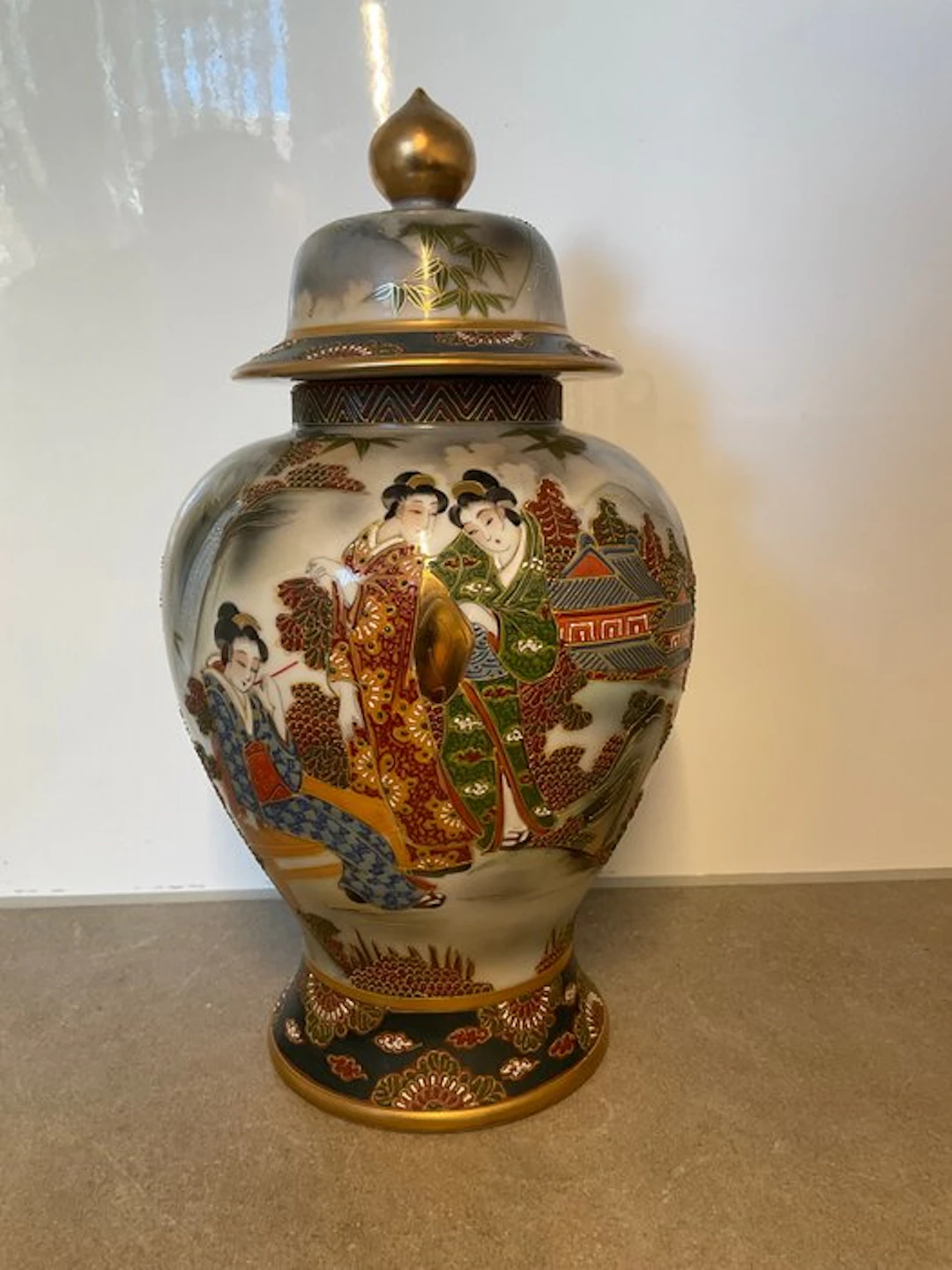 Vase - Porcelain - Japan - Very fine Satsuma 34 cm (No reserve price)
