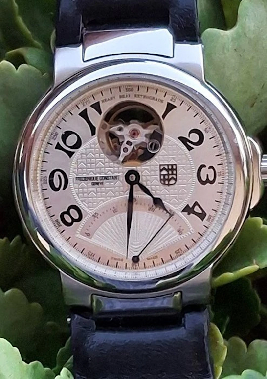 Frédérique Constant - Highlife Heart Beat Retrograde...