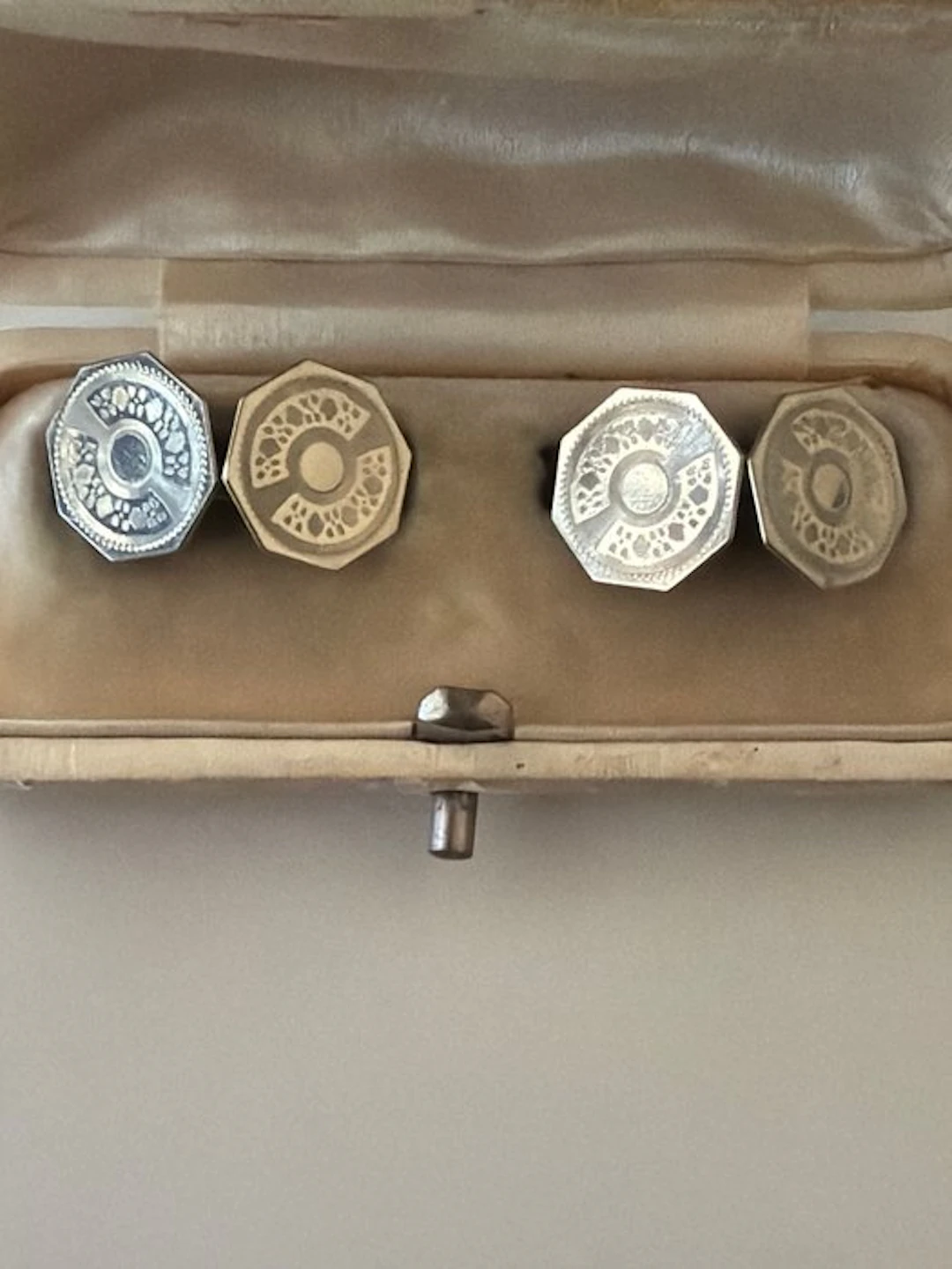 Cufflinks - 14 kt. White gold - 14K Gold Front