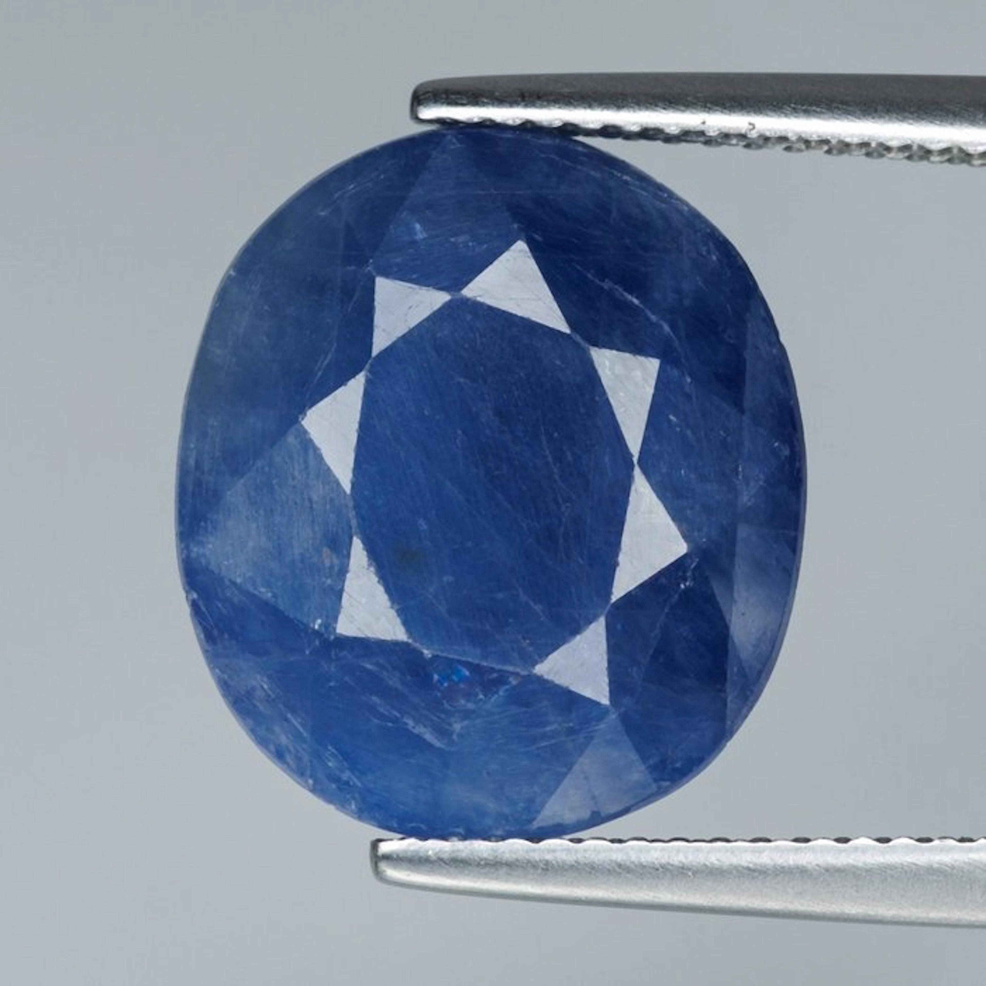 1 pcs Blue Sapphire - 12.24 ct - Guild Gem Laboratory