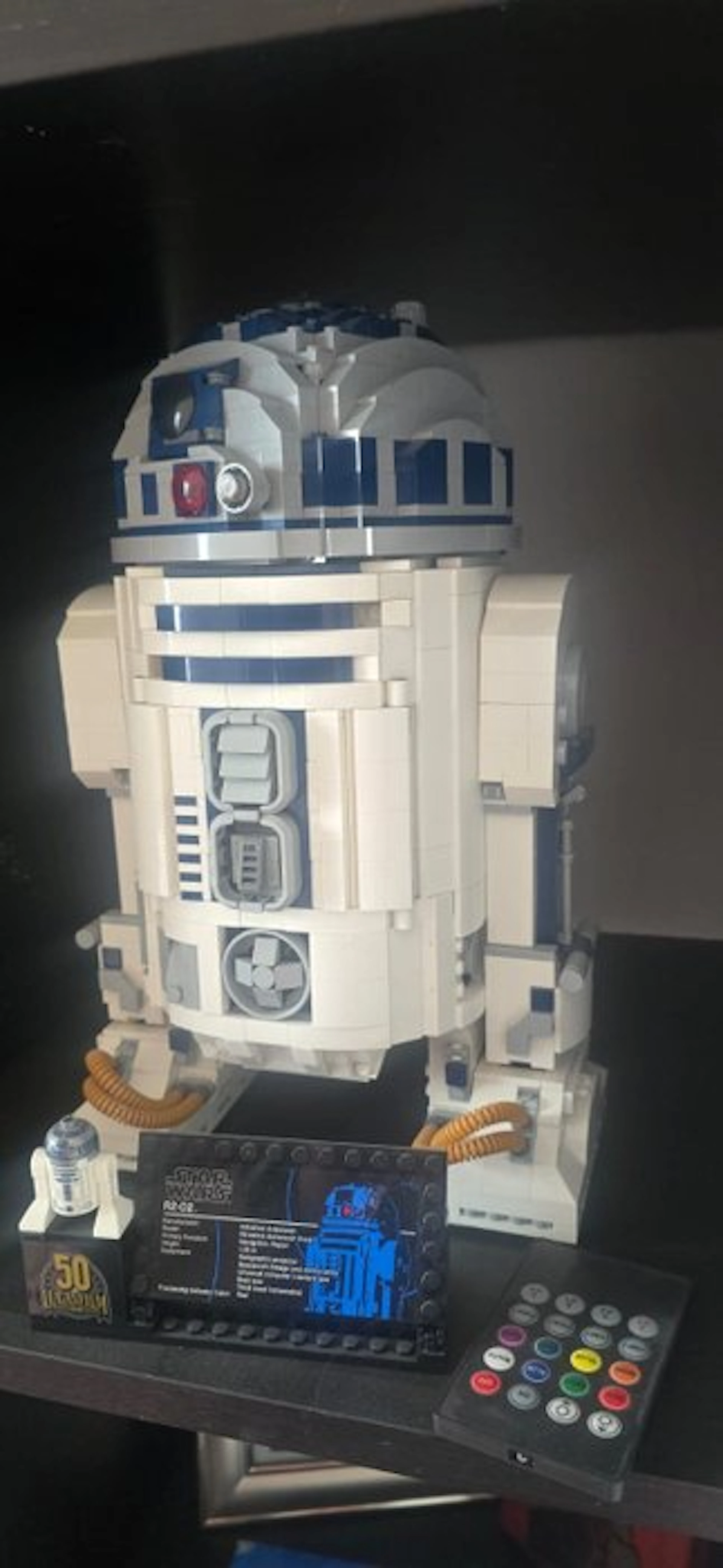 LEGO Set - 10225 - Star Wars - R2-D2 UCS
