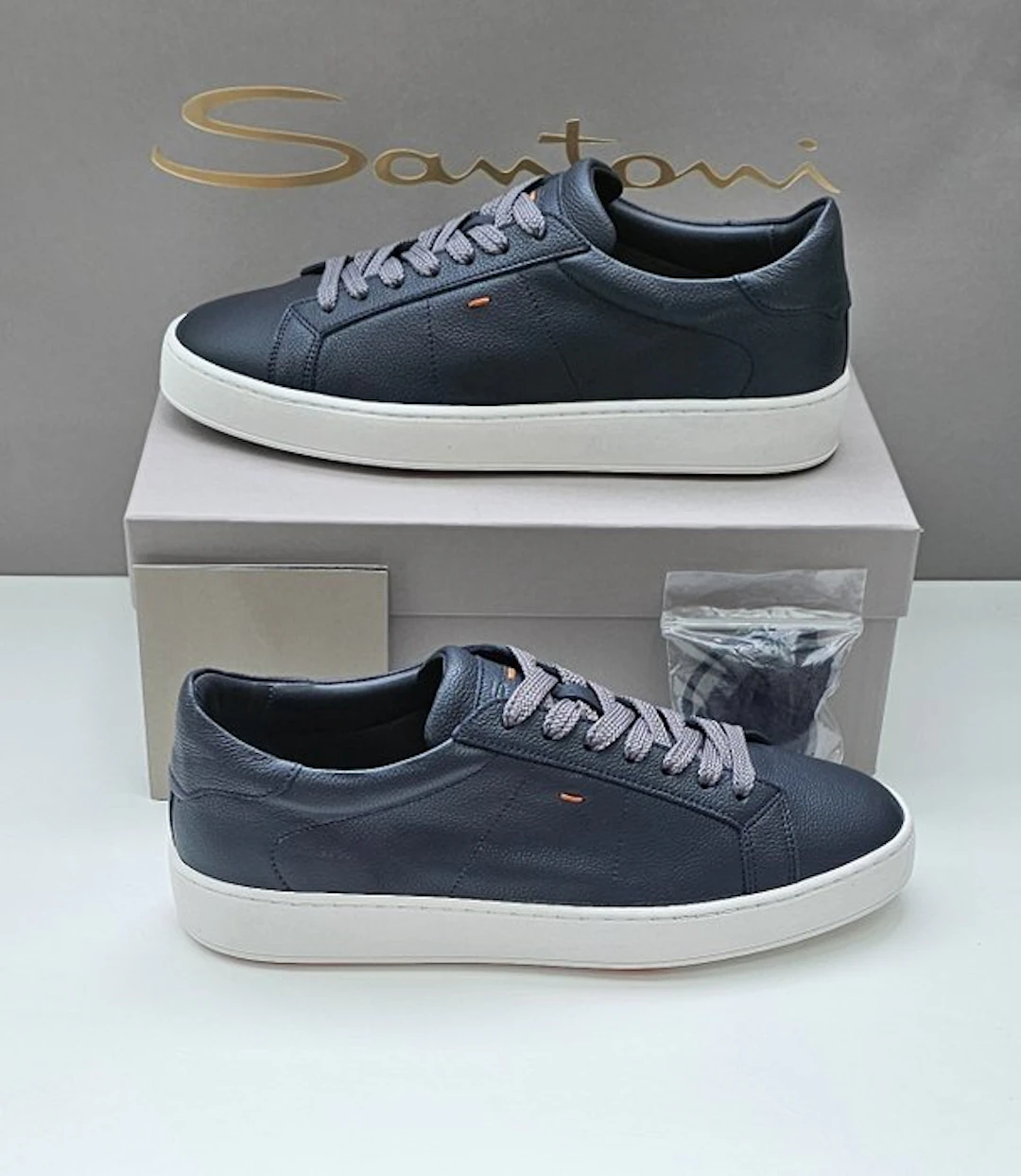 Santoni - Sneakers - Size: EU 43 - New with tags