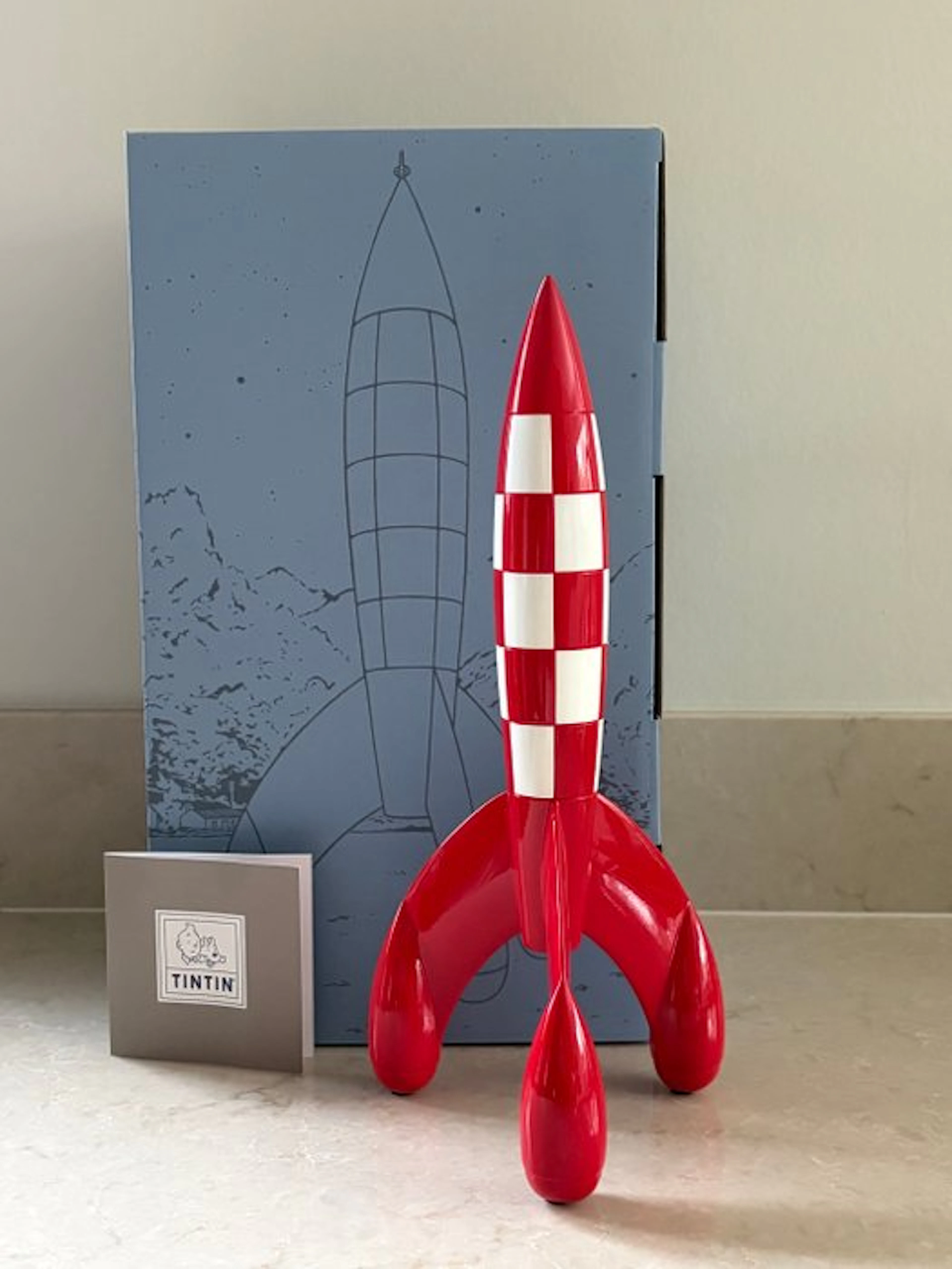 Moulinsart - Figurine - Tintin – La Fusée 30 – The 30cm...