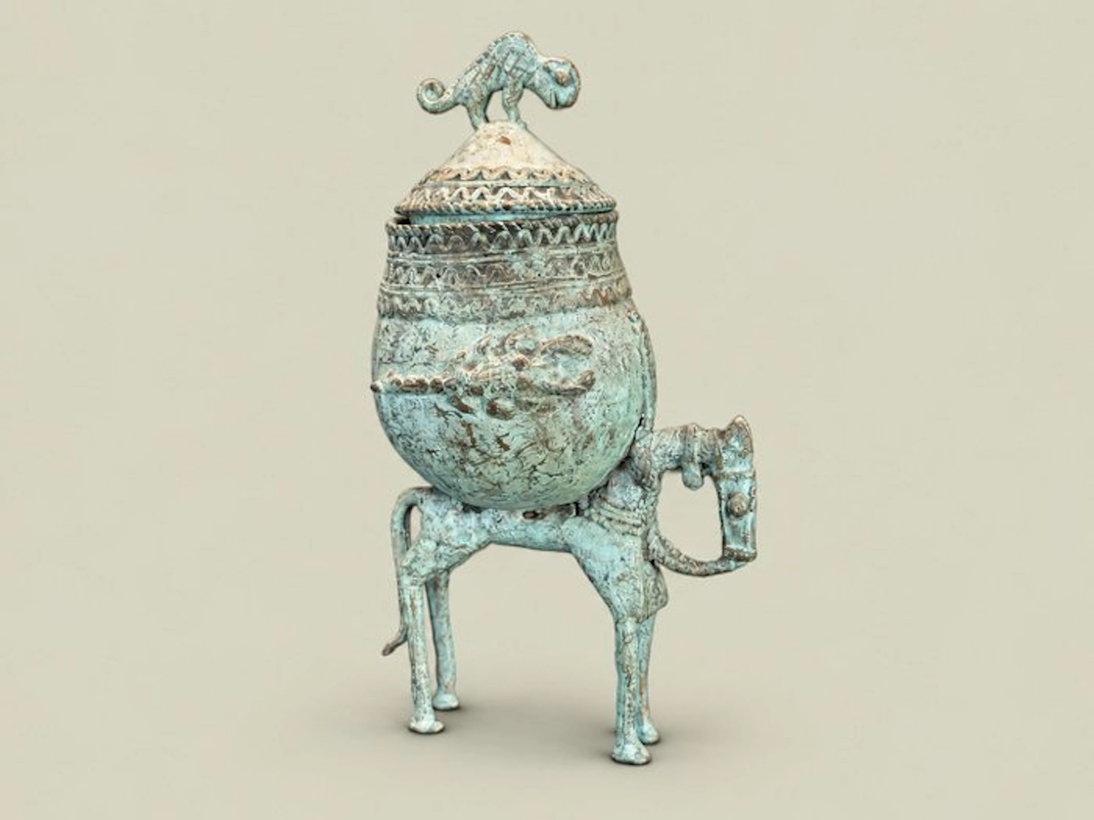 Lidded Horse Cup with Chameleon Motif - Statue - Dogon - Mali (No