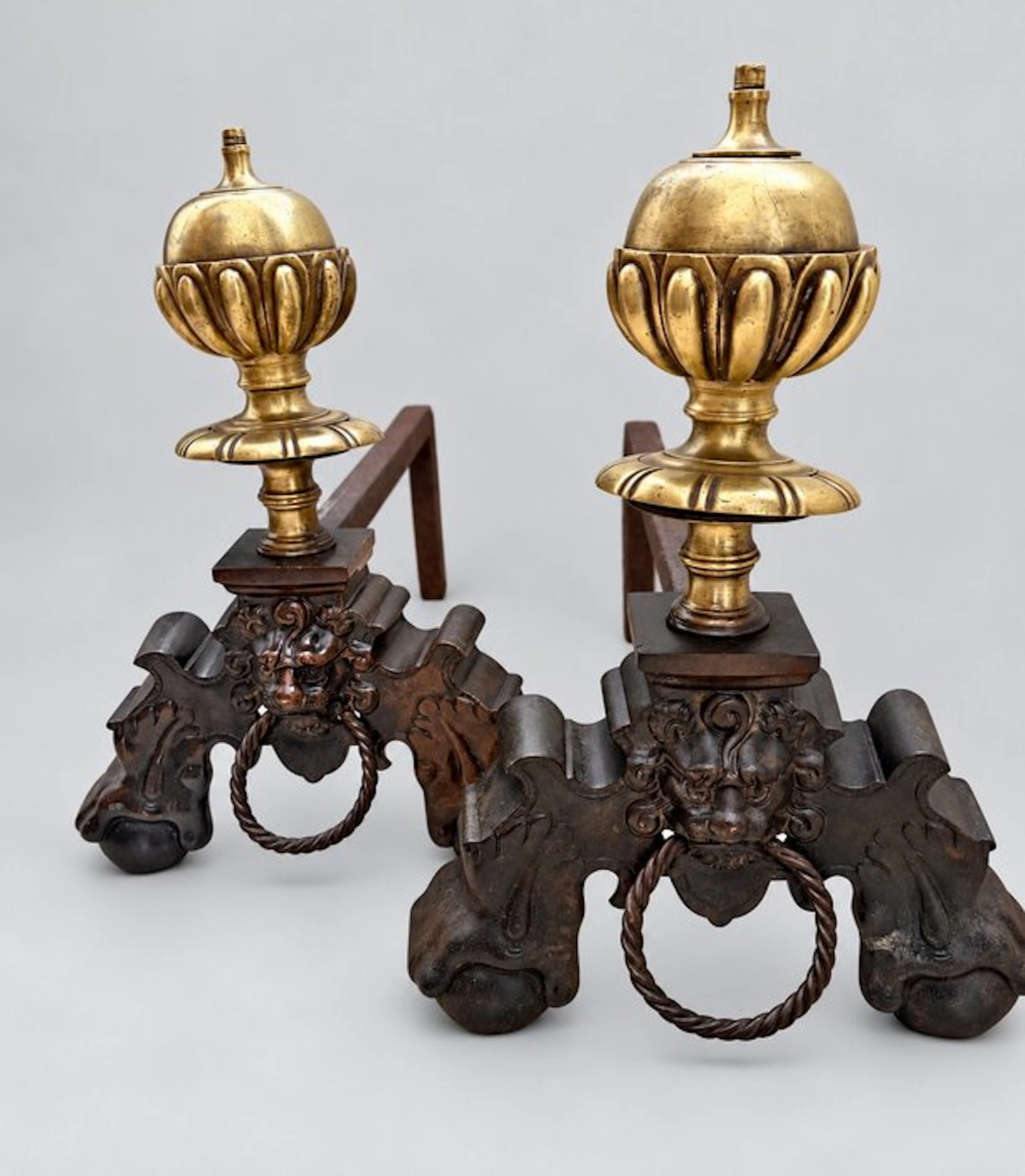 Fireplace accessory (2) - Patinated bronze - Andirons
