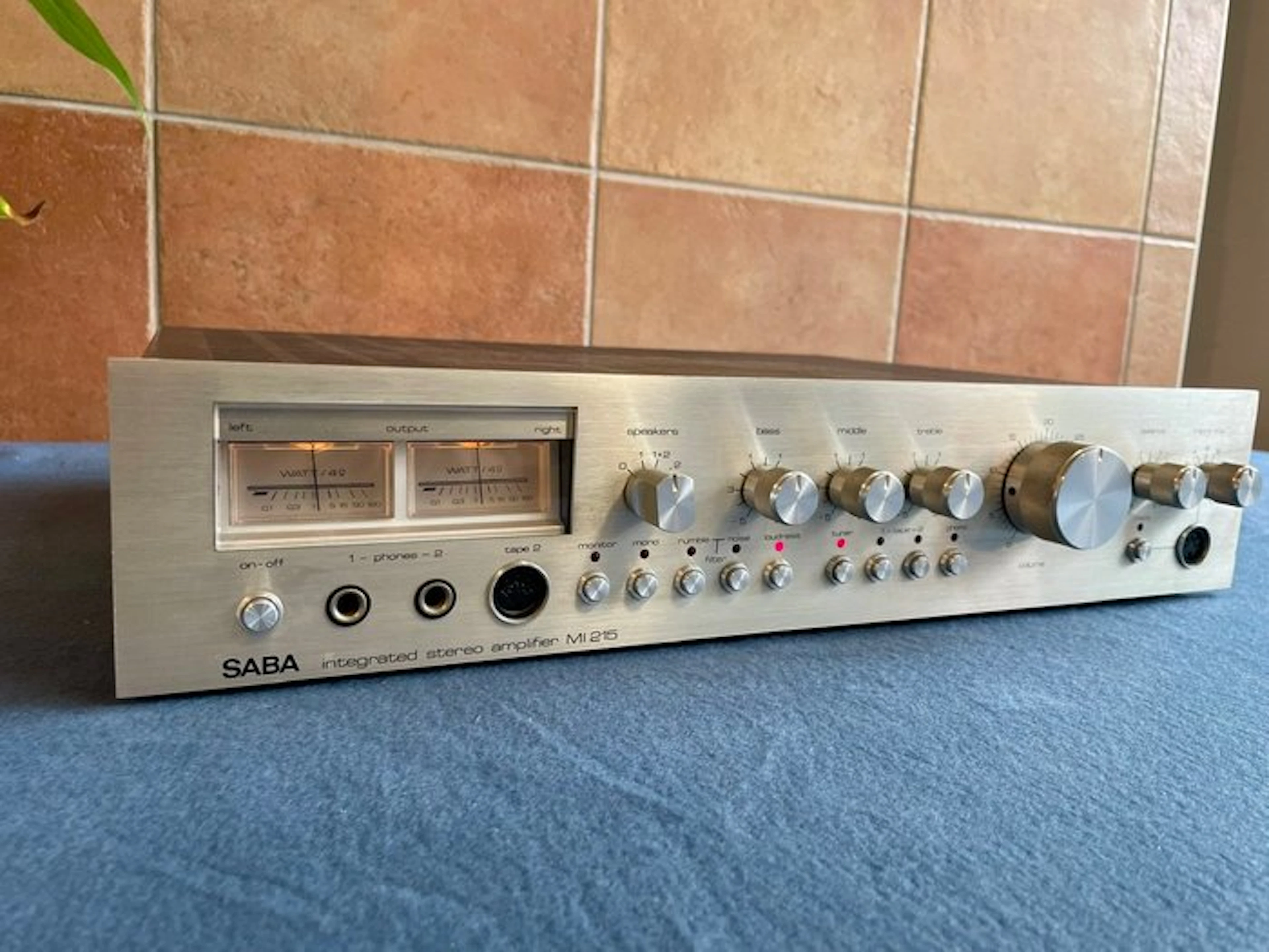 SABA - MI-215 Solid state integrated amplifier
