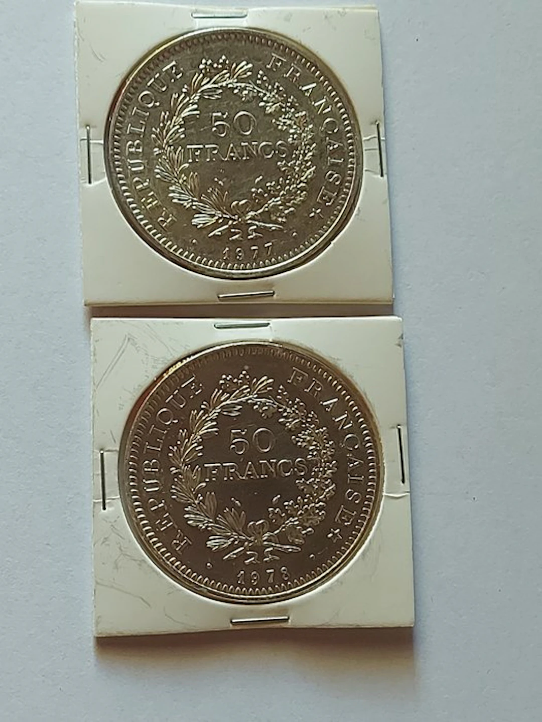 France. 50 Francs 1977 et 1978 Hercule (lot de 2 monnaies...