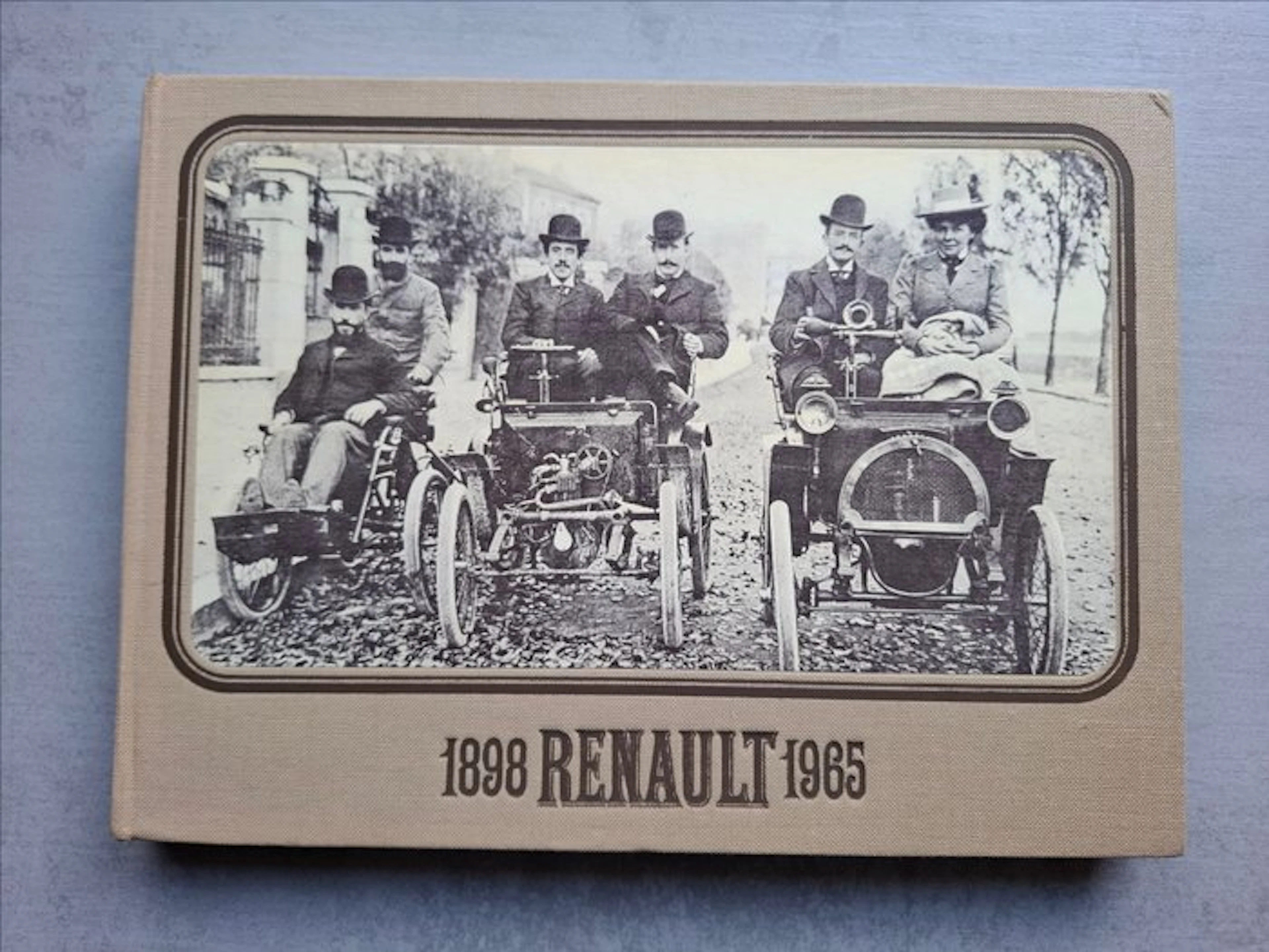Book - Renault - 1898 - 1965
