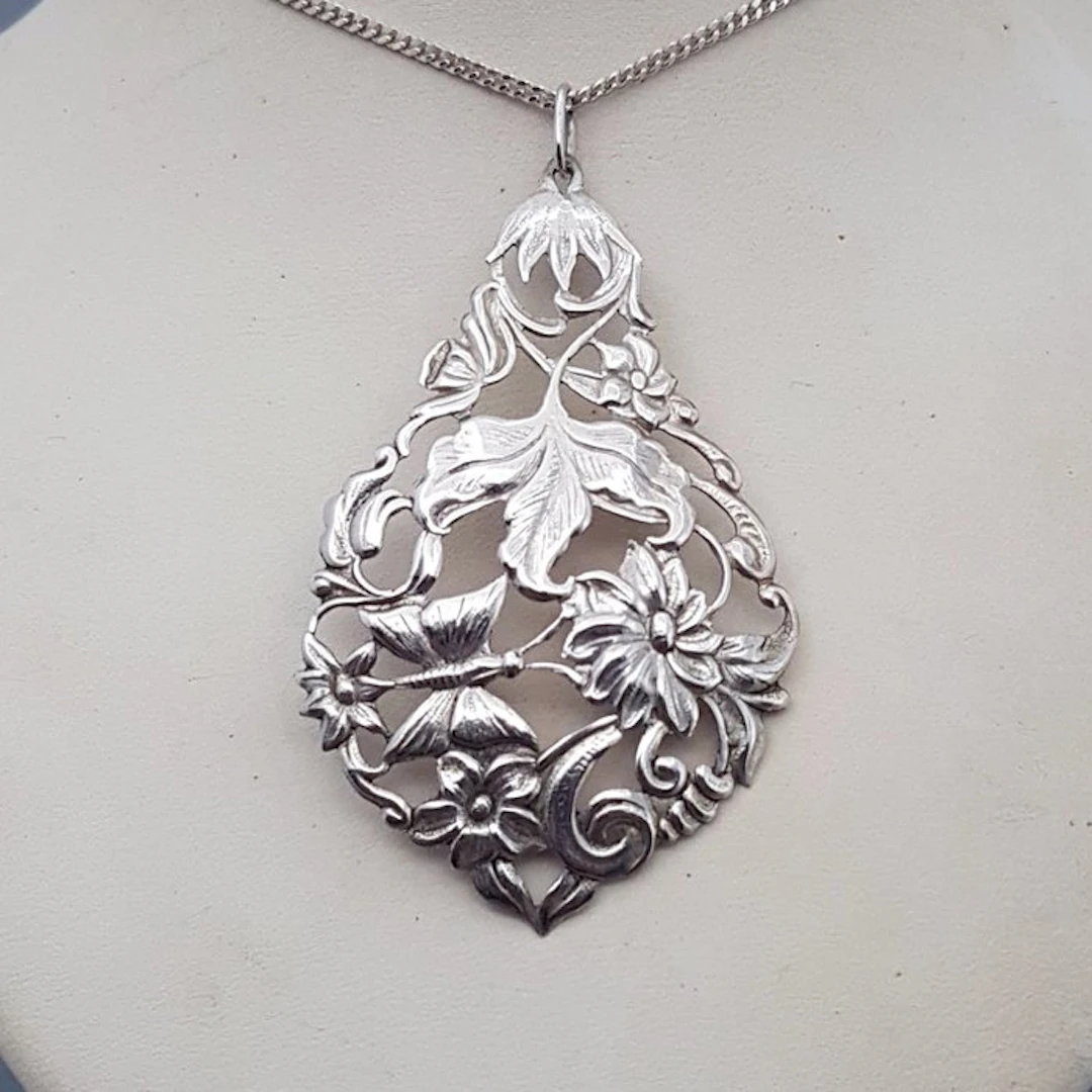 Silver, Art Nouveau, Butterfly - Necklace with pendant - D. Deumers S'hoven NL.