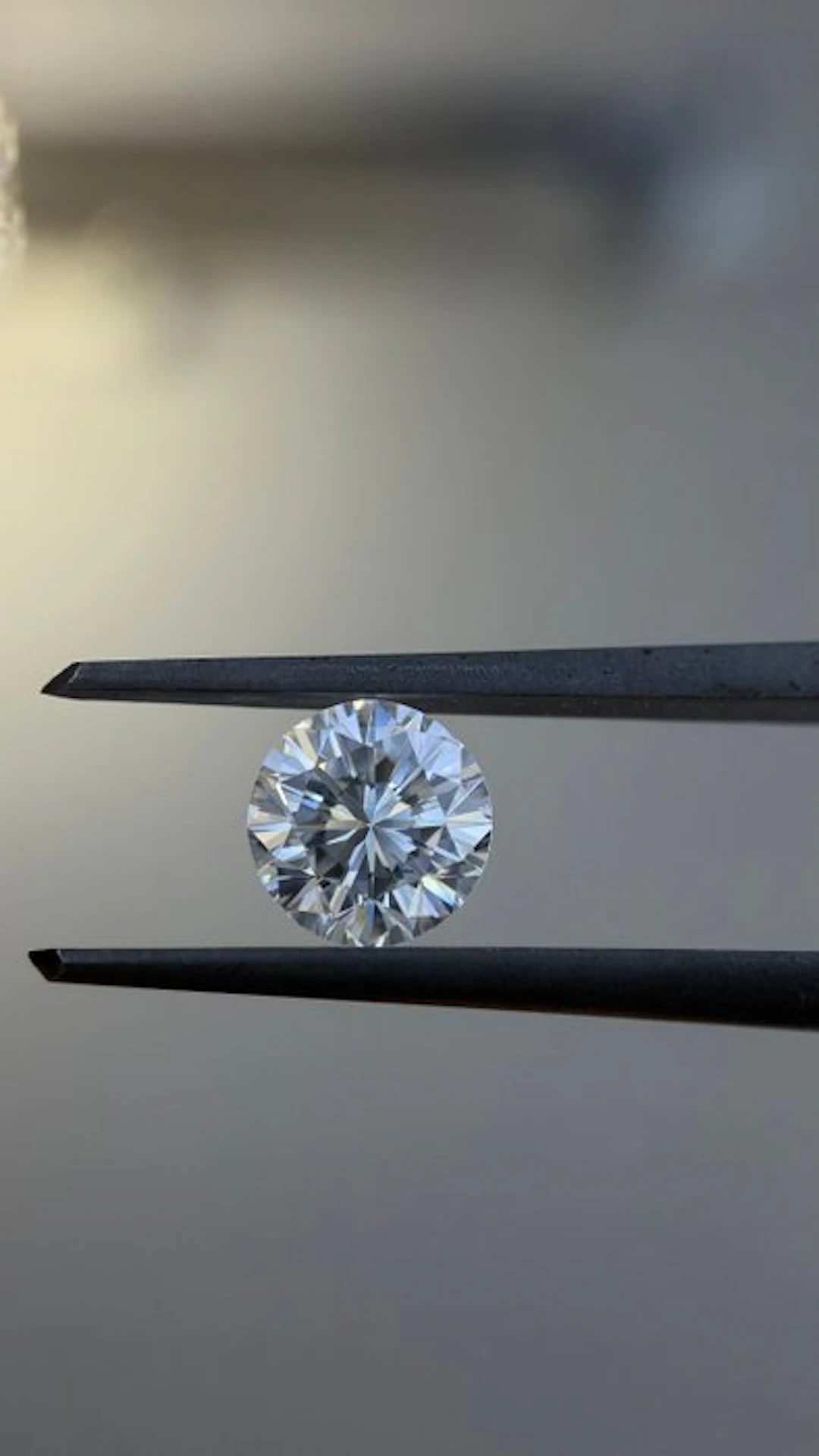 1 pcs Diamond (Natural) - 0.60 ct - Round - D (colourless) - VS2 - HRD Antwerp