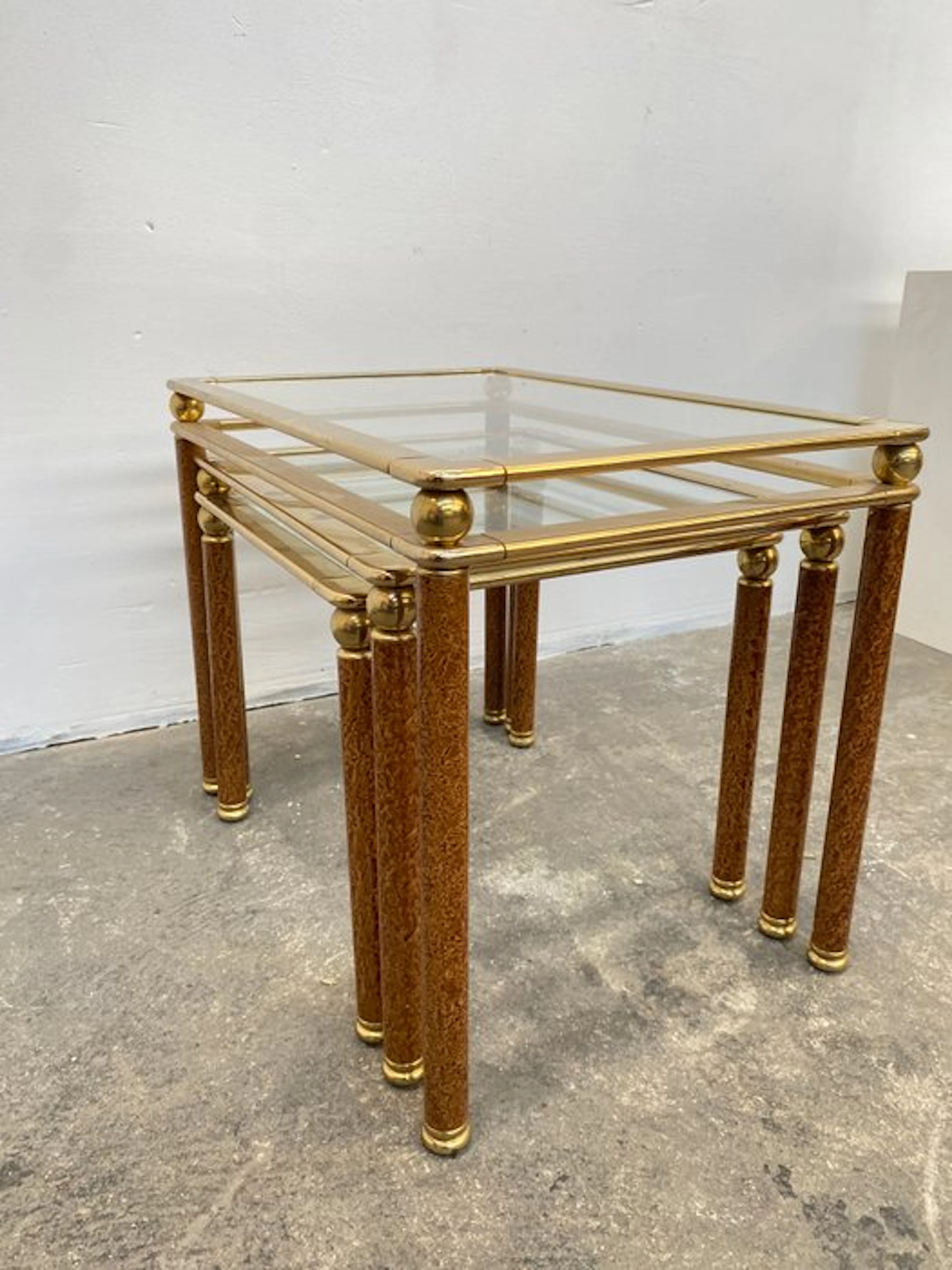 Coffee table - Gilt brass - Nest Tables Italy