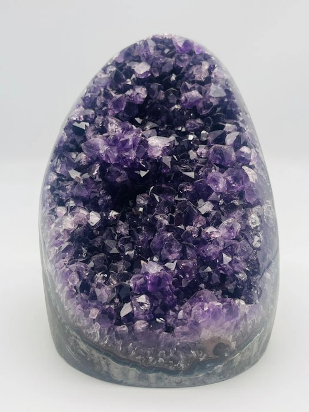 Amethyst Geode - Height: 14 cm - Width: 11 cm- 2.46 kg - (1)