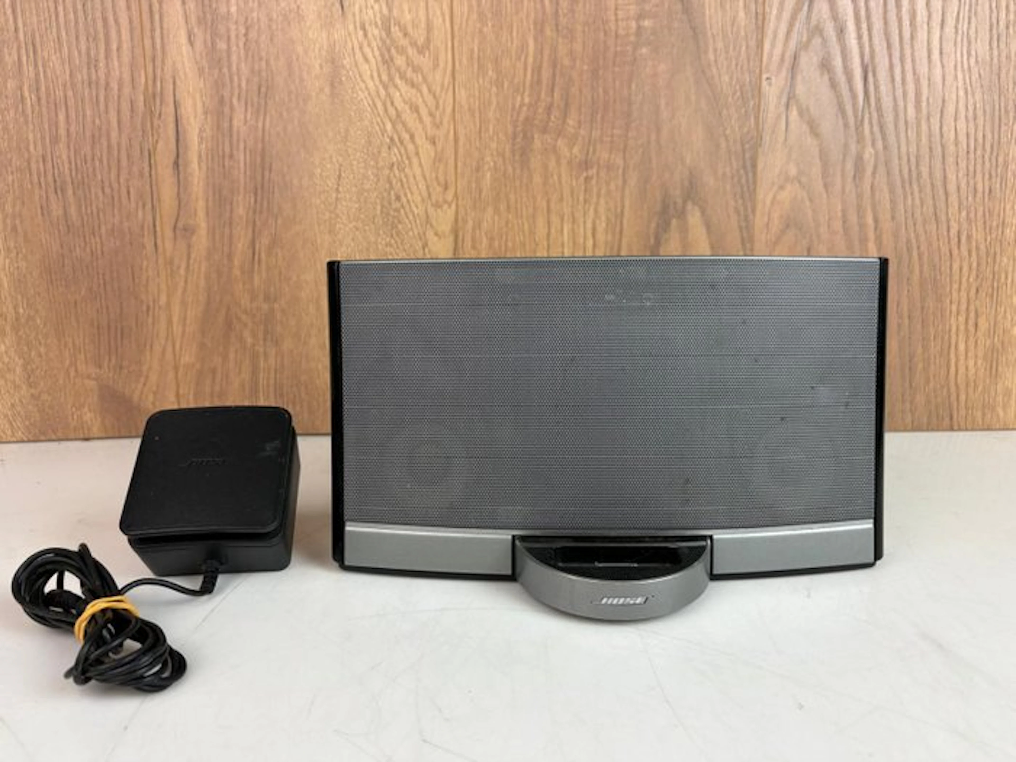 Bose - Sound dock Digital music system - Active Speaker