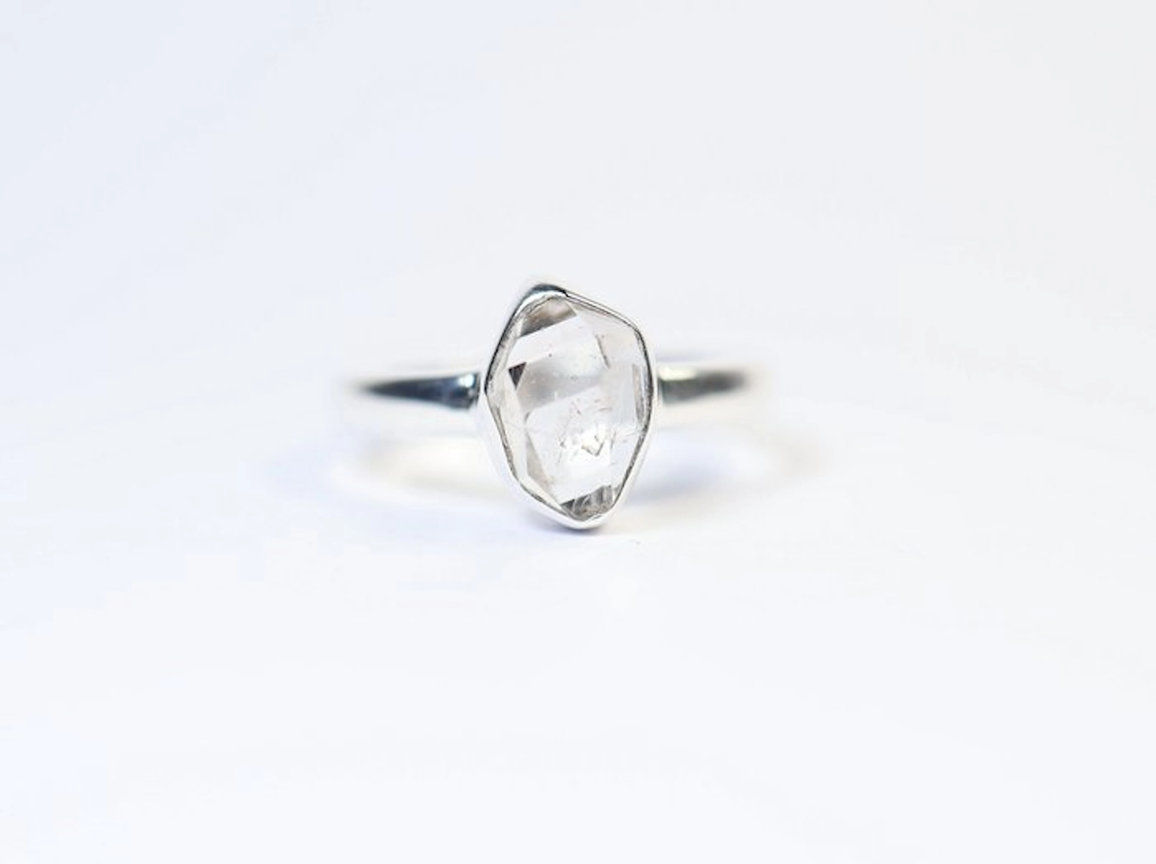 Herkimer Diamond Ring / new- 3.14 g - (1)