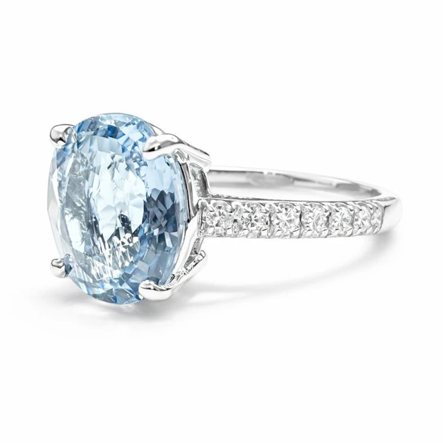 Cocktail ring - 18 kt