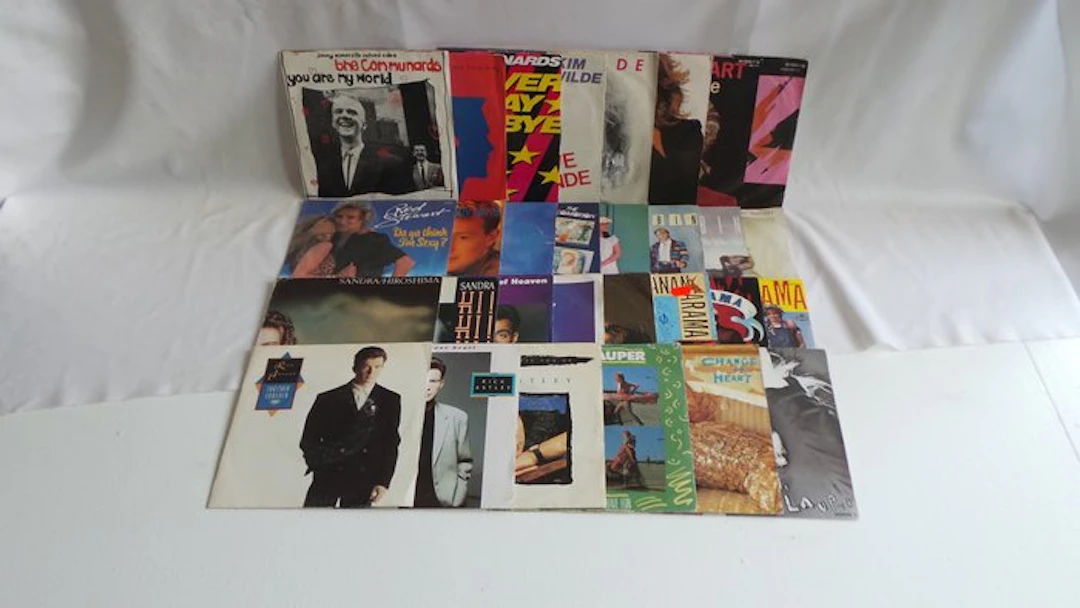 Various Artists/Bands in 1980's - Collection of 30 x 7" singles feat