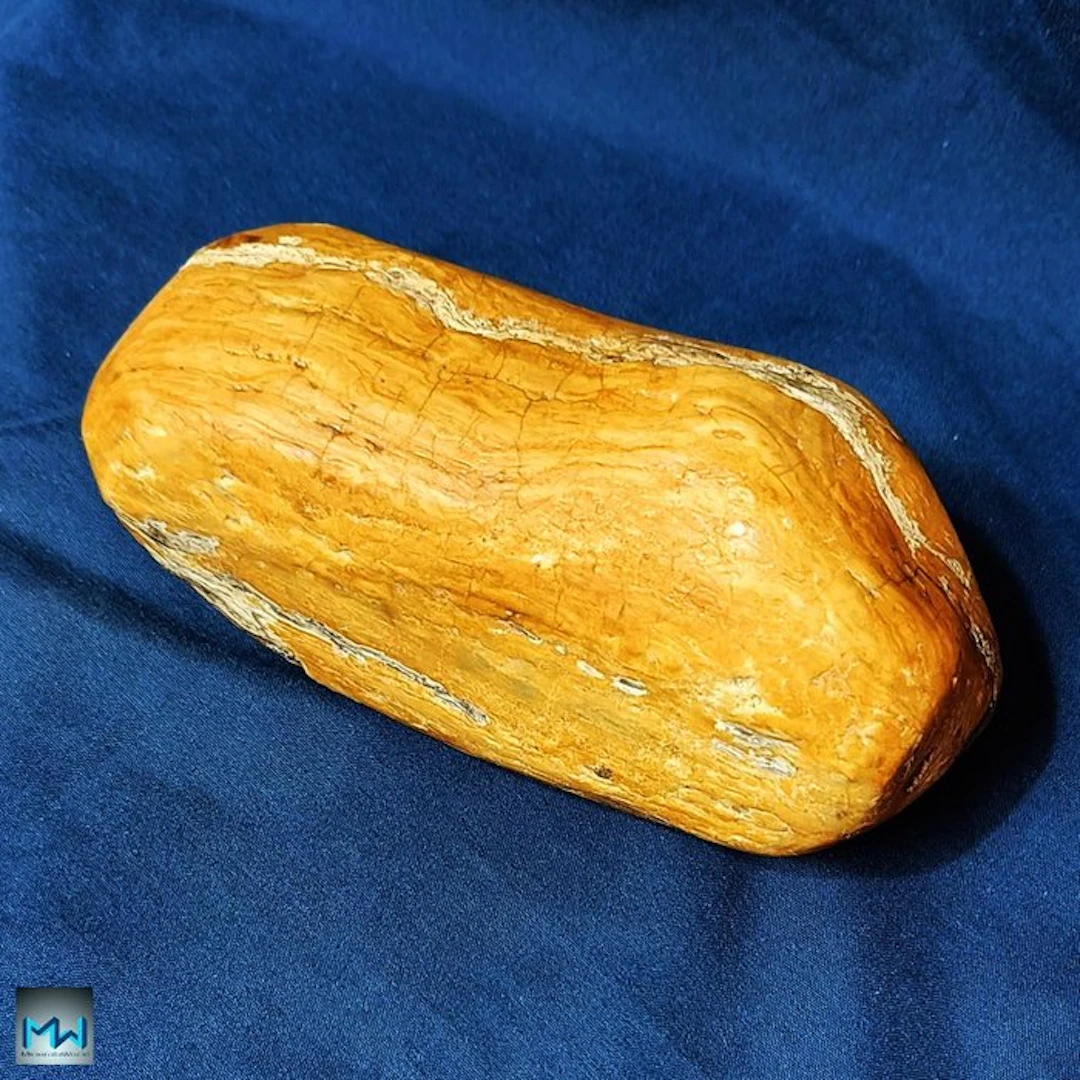 No Reserve Price - Yellow Amber Piece Completely Polished...