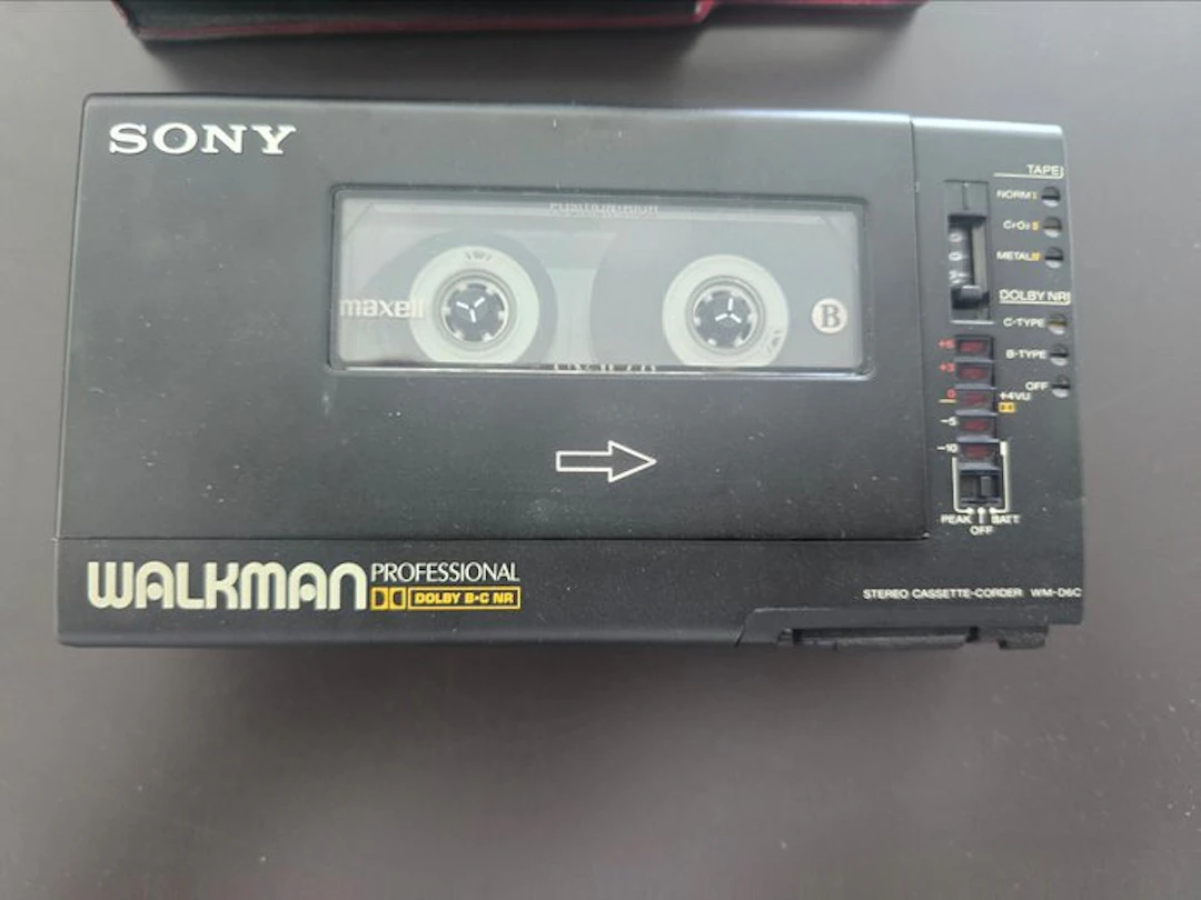 Sony - WM-D6C Portable cassette player