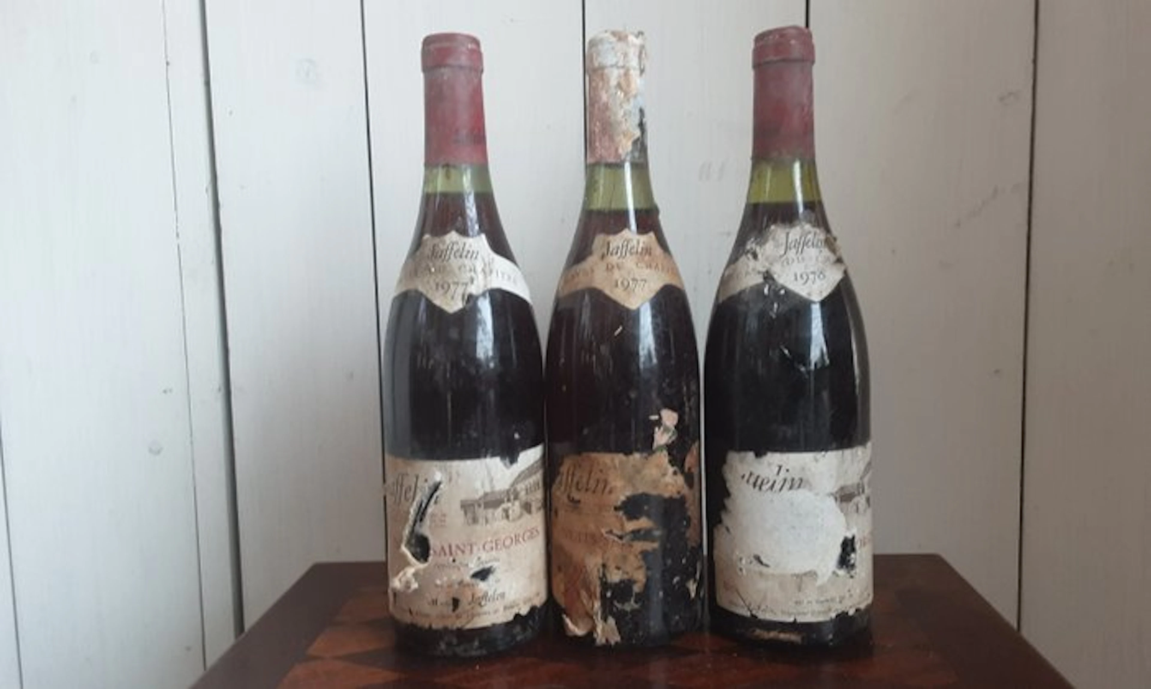 1978 & 1977 x 2 Jaffelin "Caves du Chapitre" - Nuits St