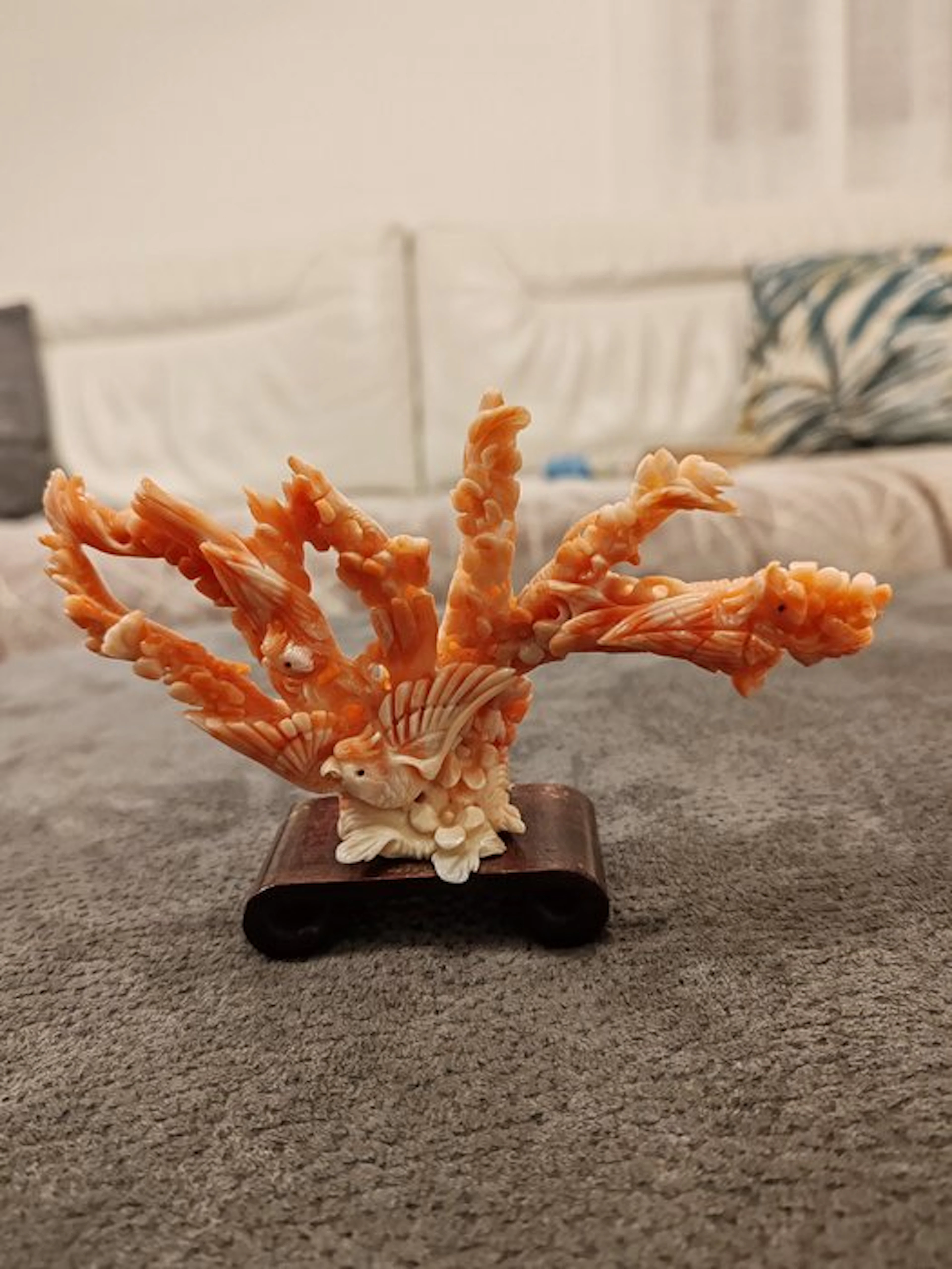 Chinese sculpture in carved pink coral - Birds and...