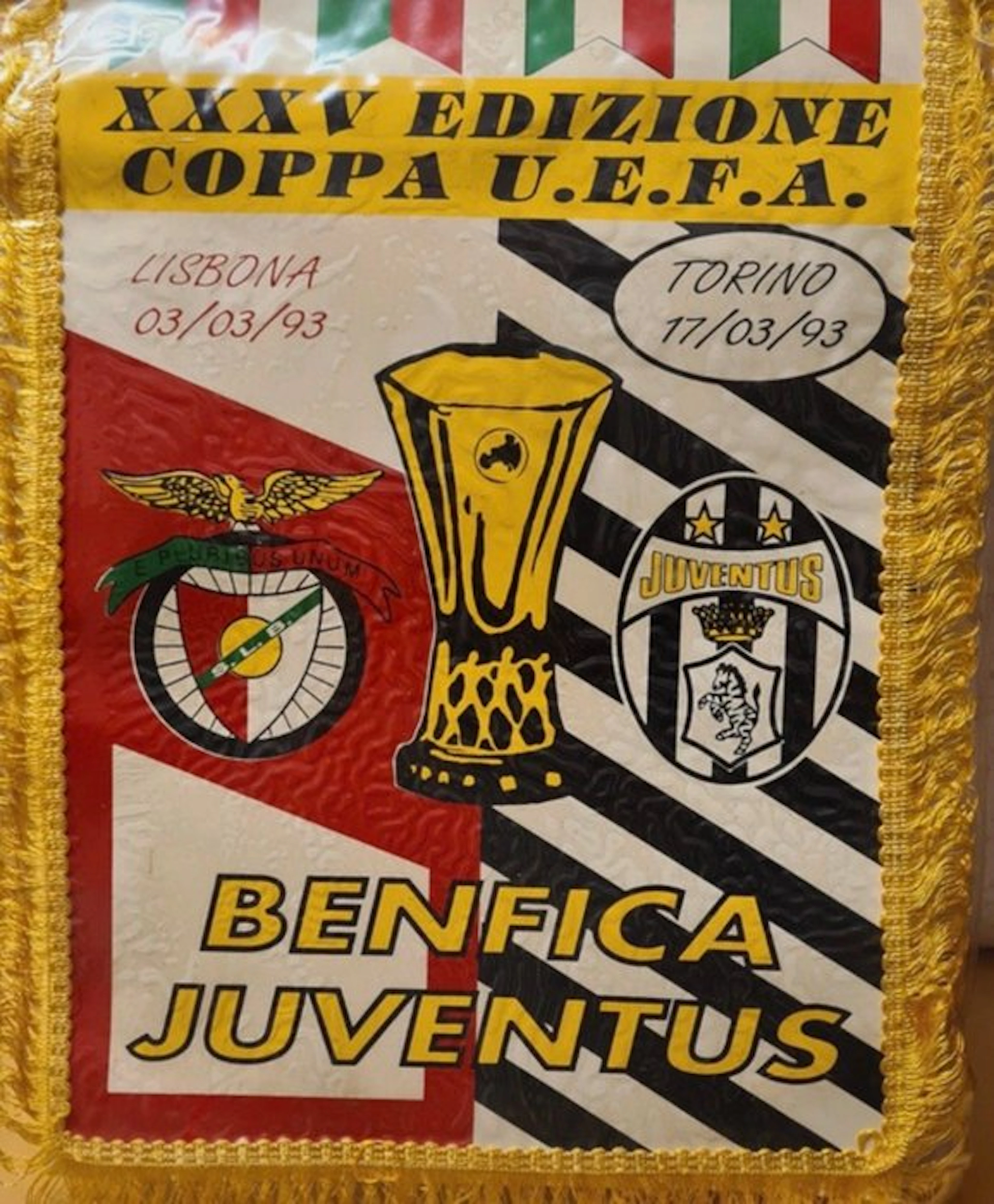 Juventus x Benfica - coppa dei campioni - 1983 - Flag / pennant