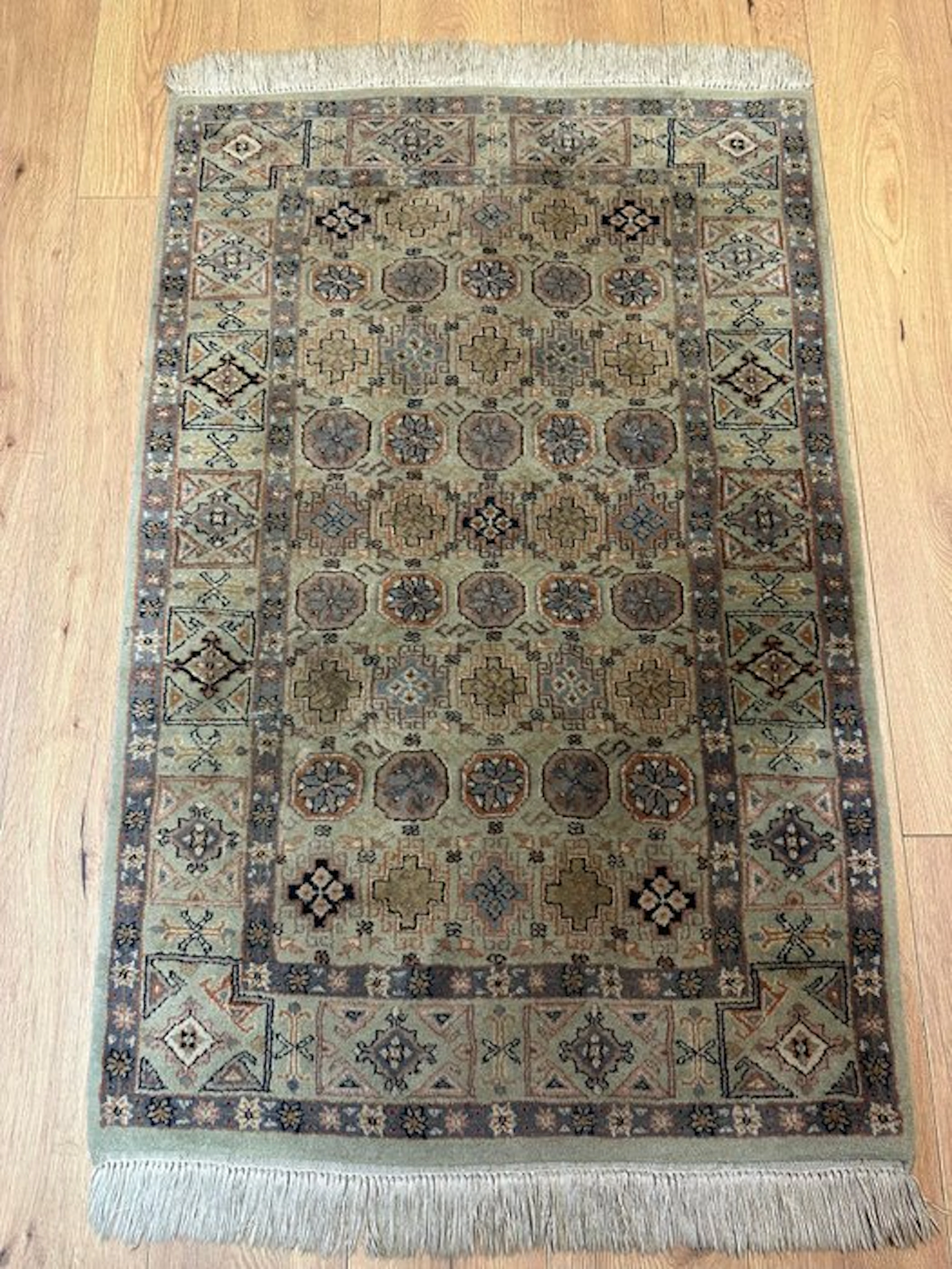Hand-knotted Oriental rug in the traditional Baktiar...