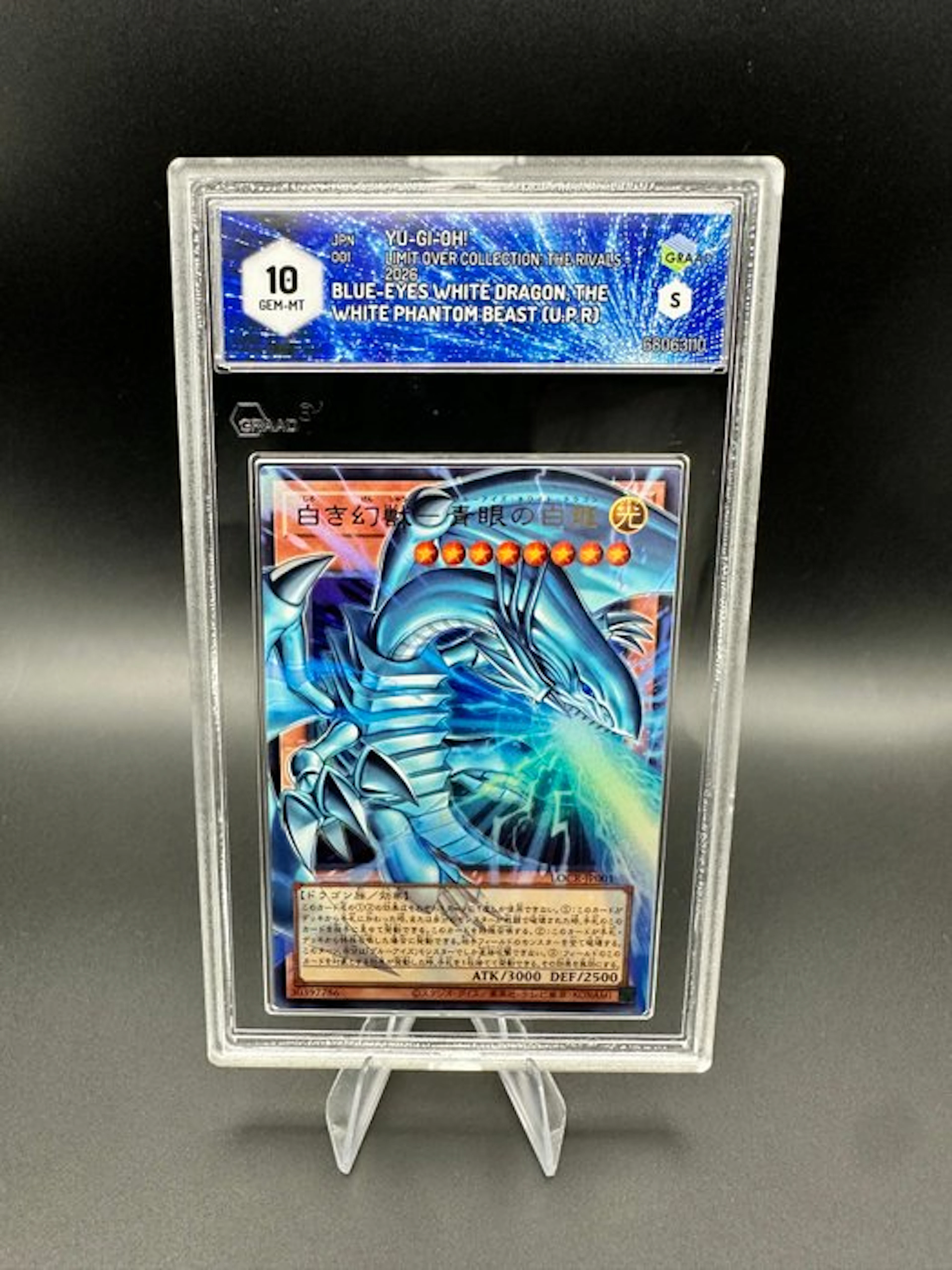 Yu-Gi-Oh! - 1 Graded card - Blue-Eyes White Dragon 001 Foil